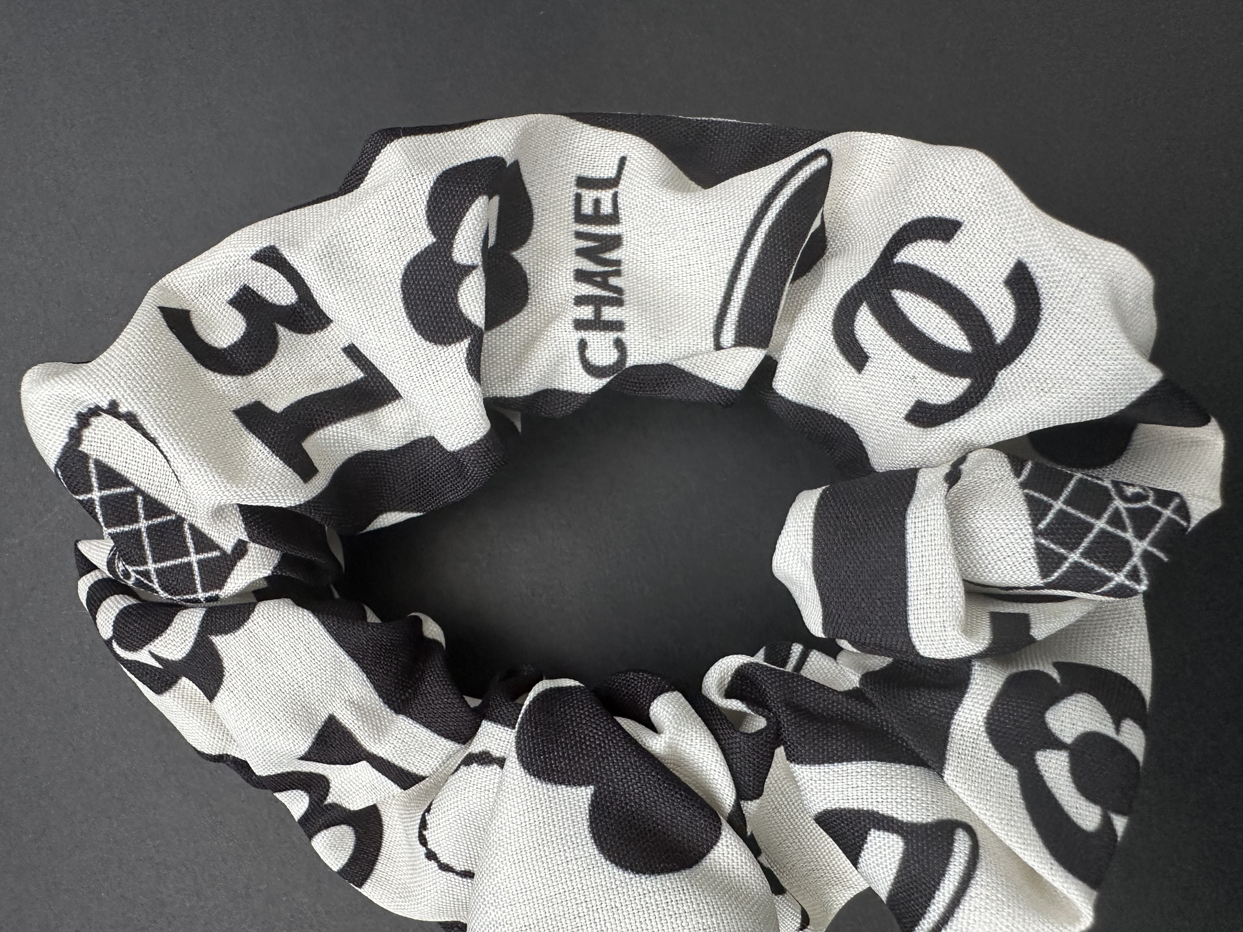 Black and White Scrunchie