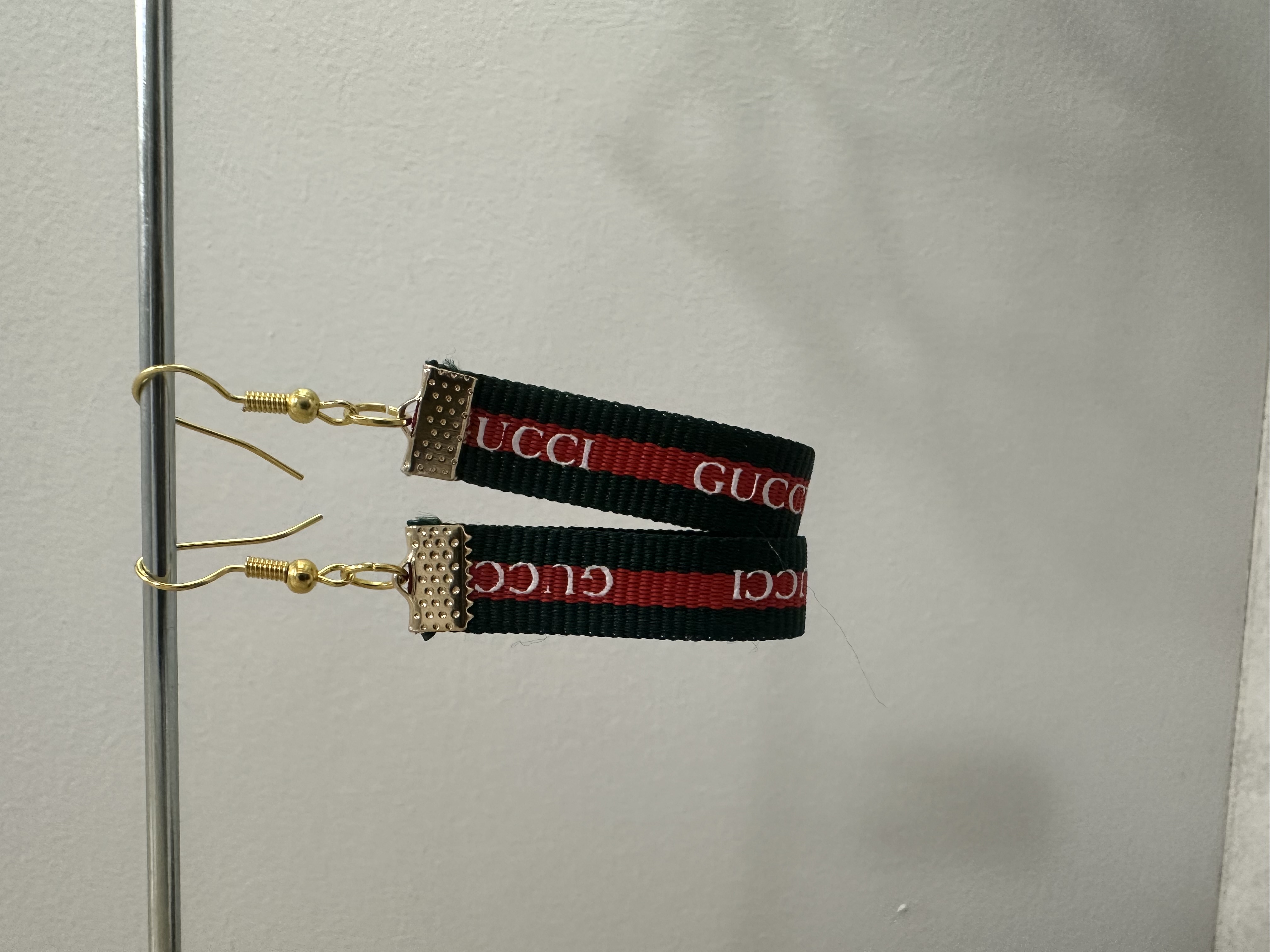 Gucci Ribbon Earring