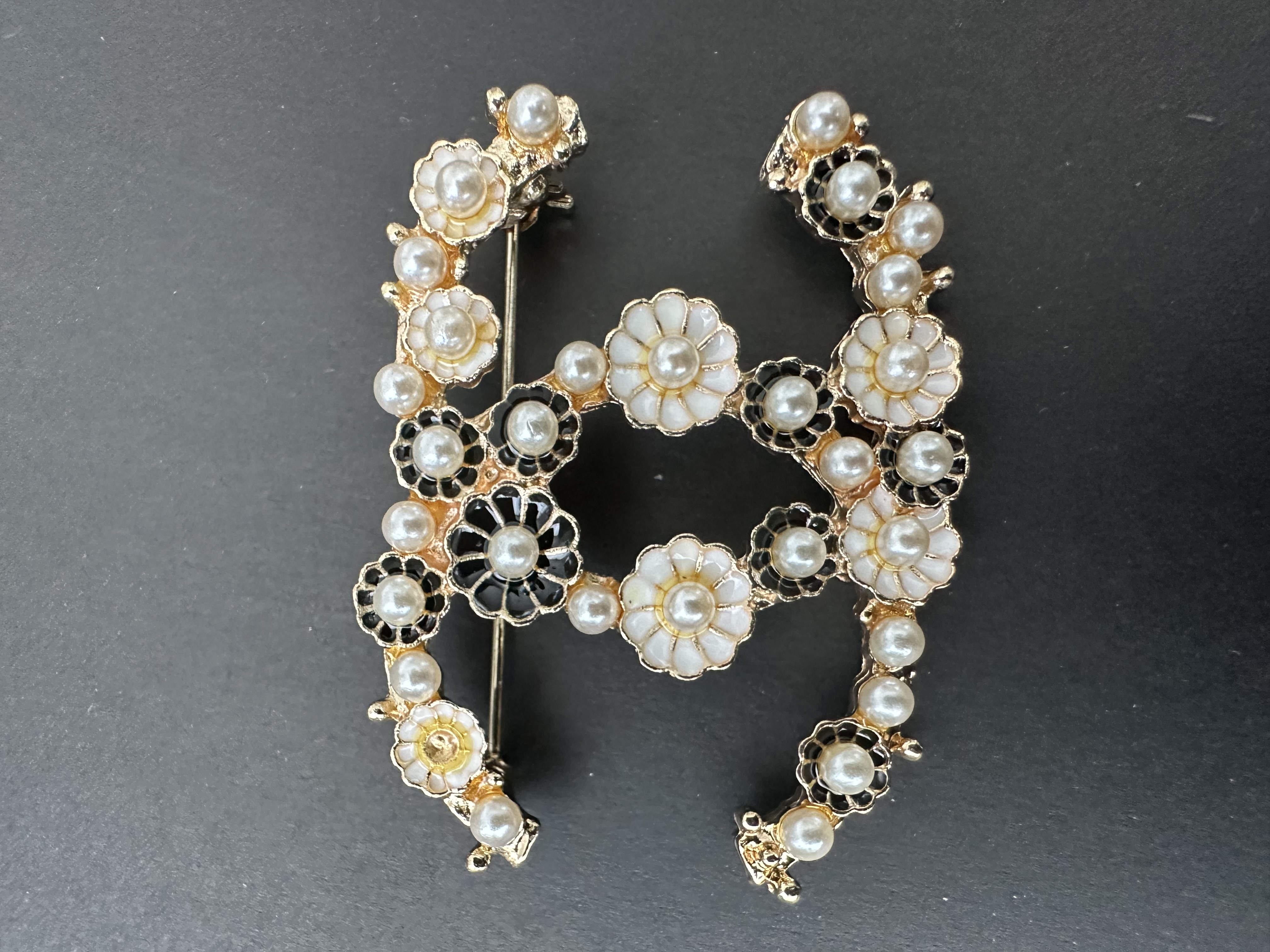 Vintage Chanel Pearl Brooch