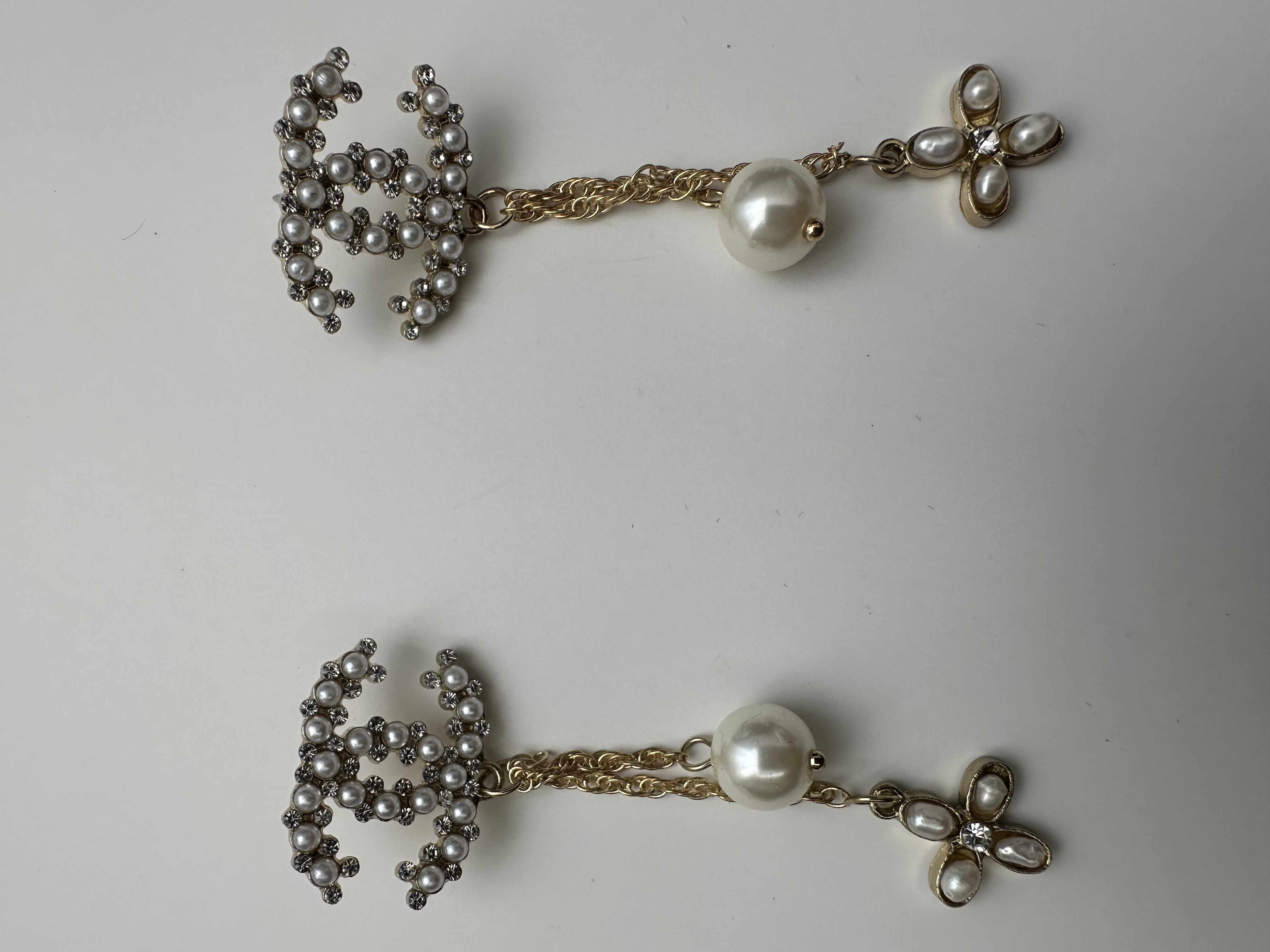 Elegant Pearl and Crystal Earrings
