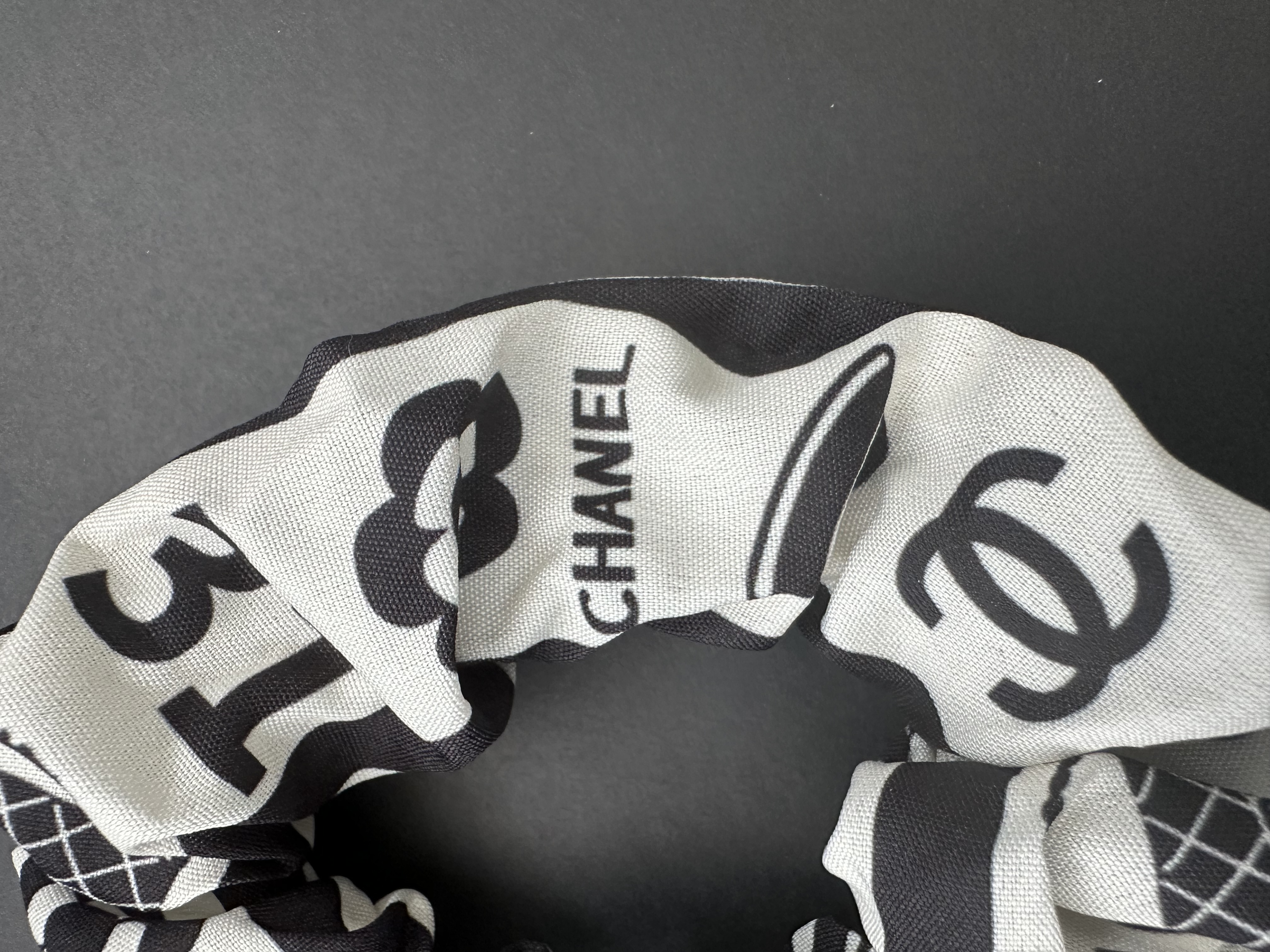  Black and White Scrunchie