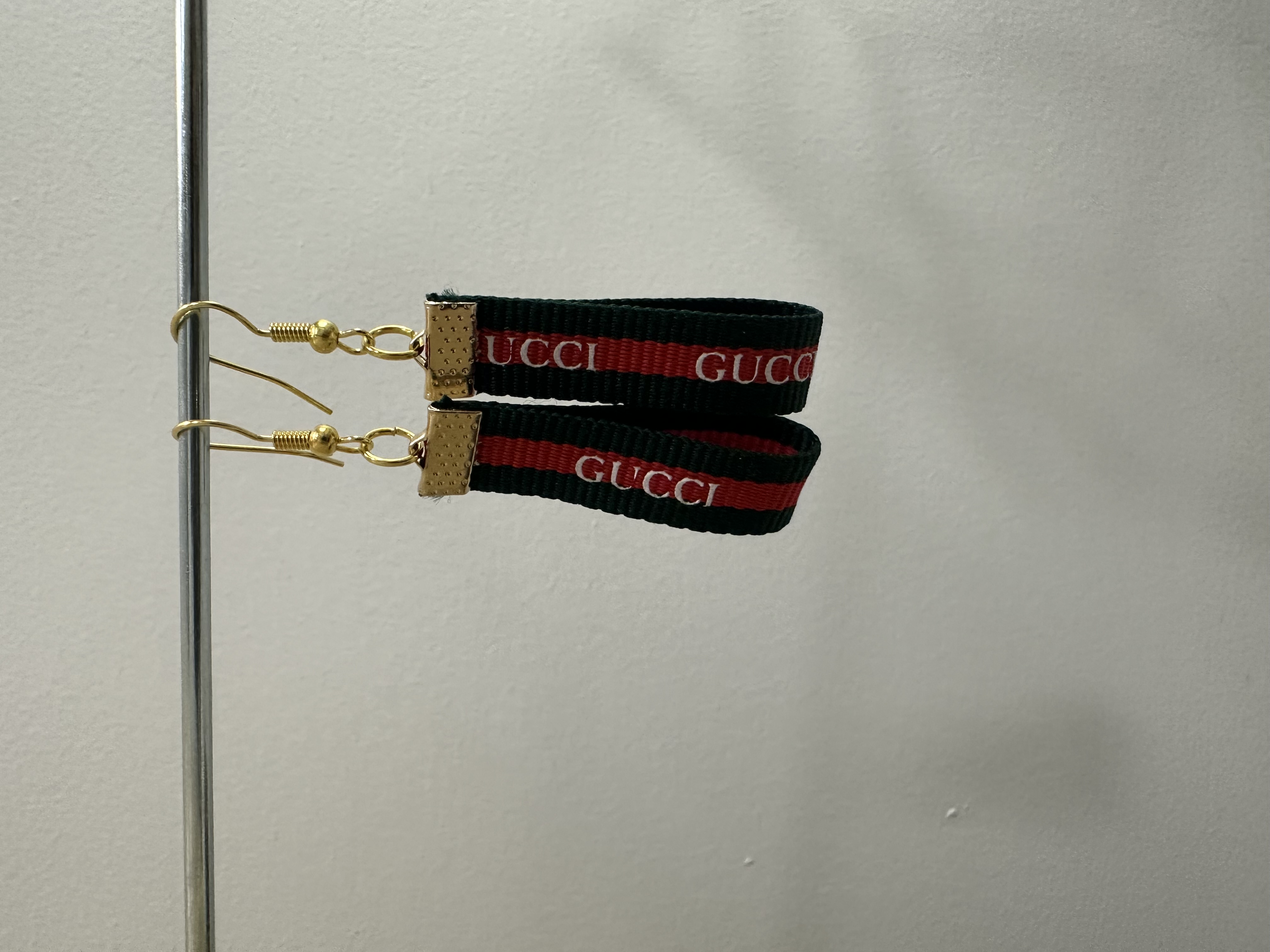 Gucci Ribbon Earring
