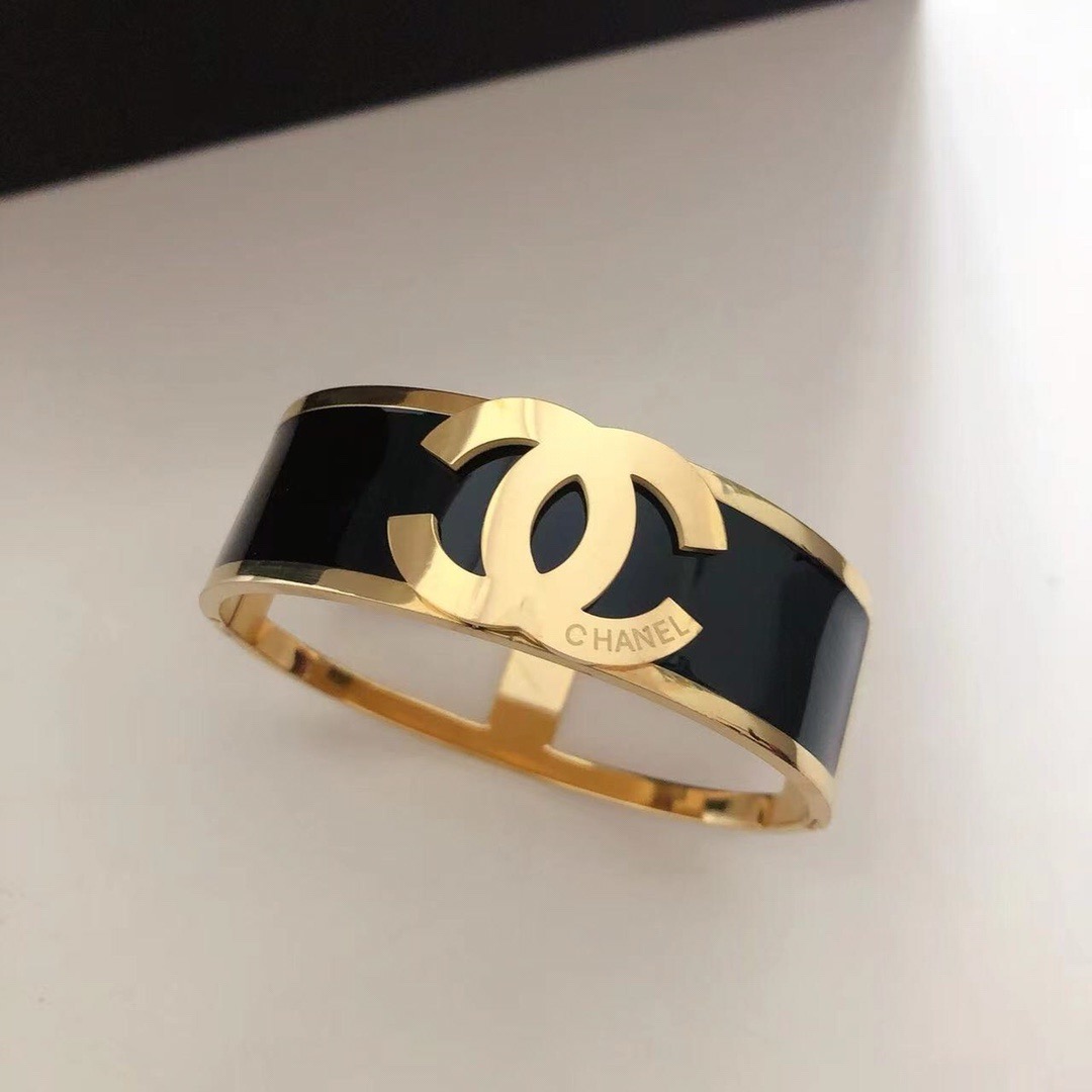 Black and Gold Bangle Bracelet