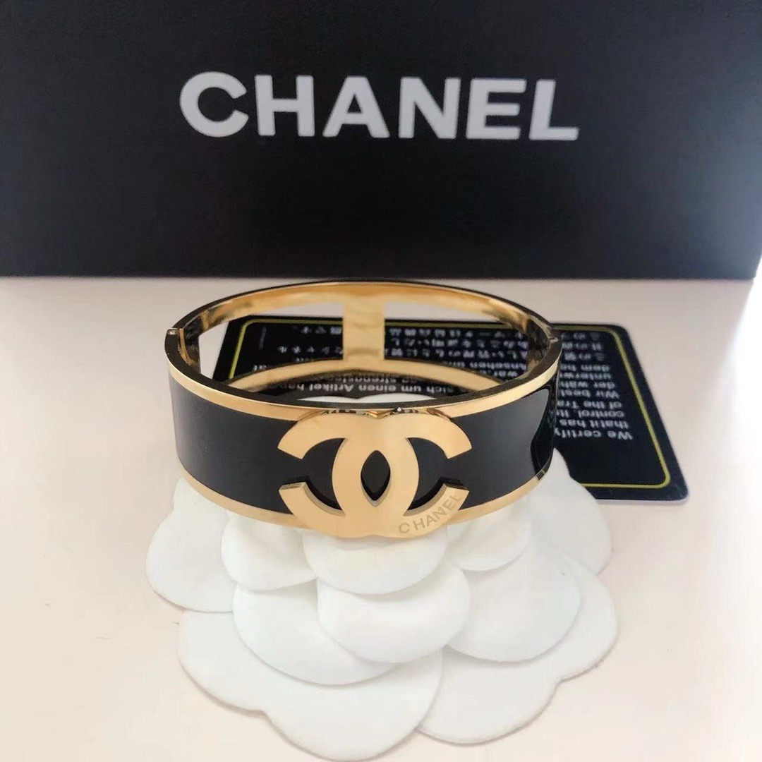 Black and Gold Bangle Bracelet