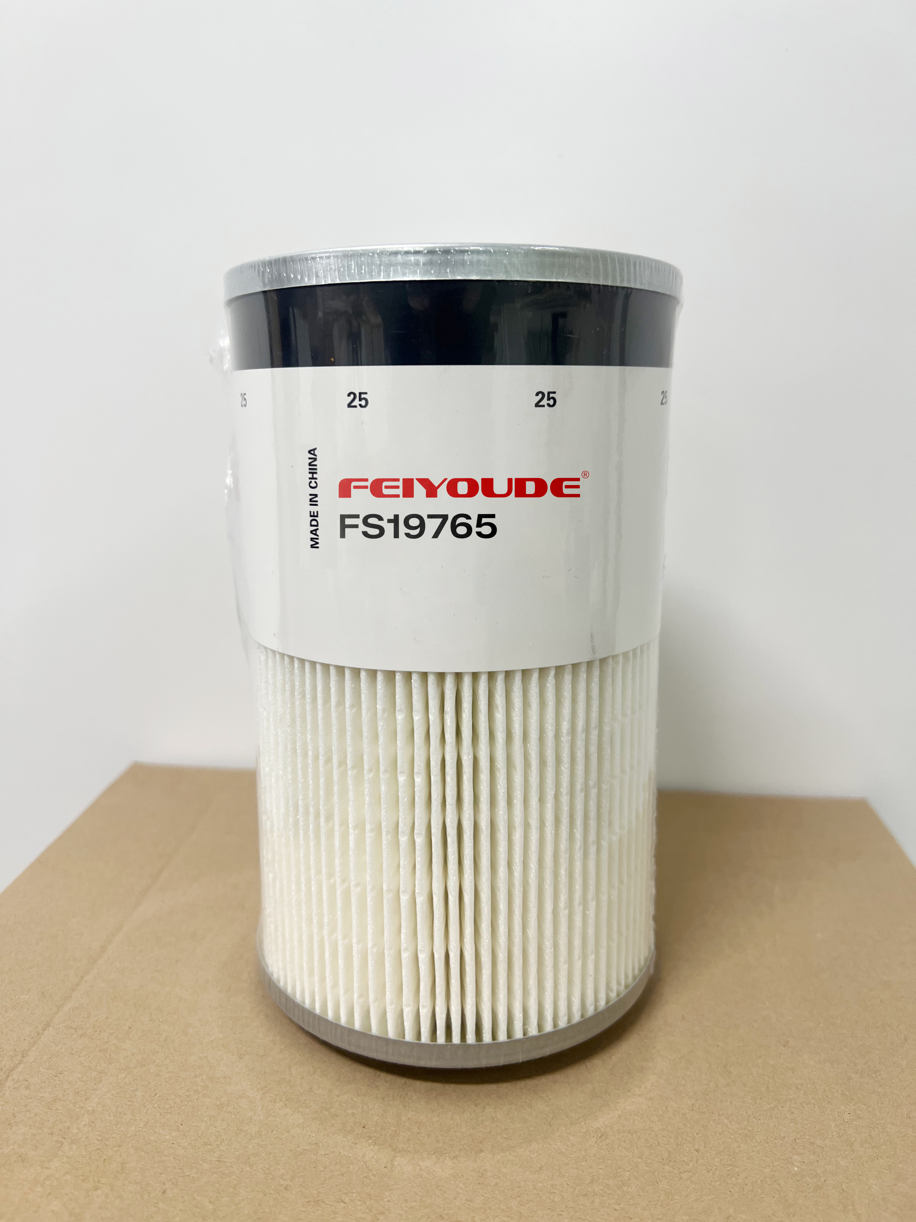 Feiyoude FS19765 Fuel Water Separator Filter Element for Diesel Engines – Heavy-Duty Filtration