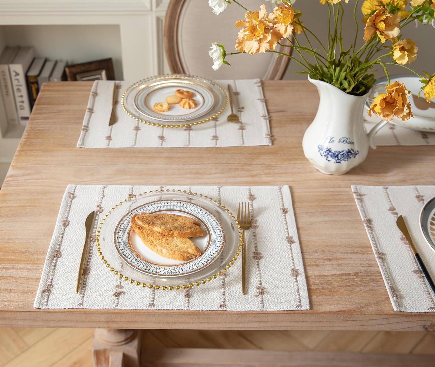 Placemats Set of 6 for Dining Table Decor, Woven Cloth Place Mats for Farmhouse Rustic Kitche Home Decor, Cotton Placemats 13 x 19 Inch, Taupe and Beige Table mats