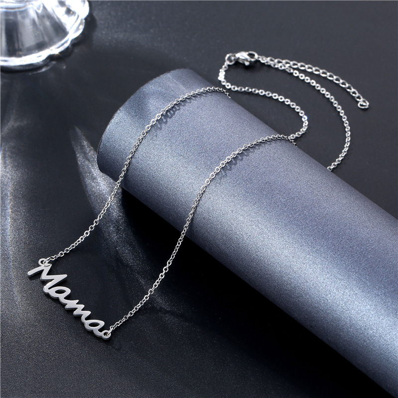 Mama Gleaming Necklace