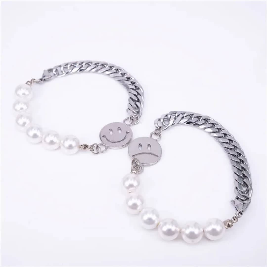 Smiley Face Pearl Bracelet Set