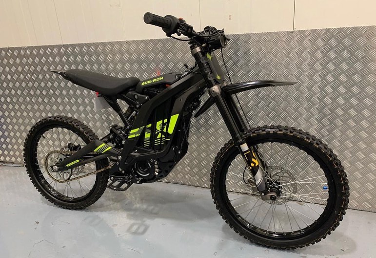 Electric Dirt Bike sur-ron 