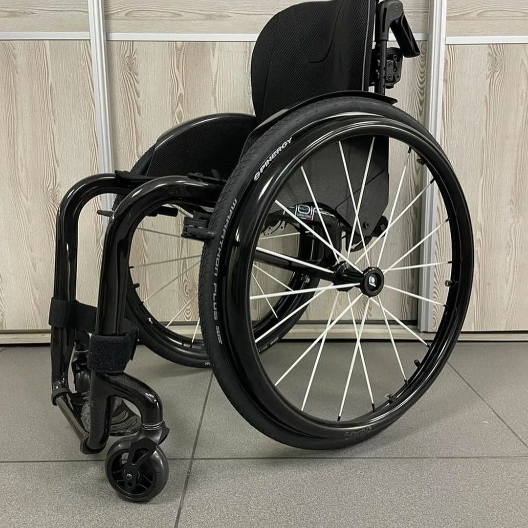 Lightweight Manual Wheelchair