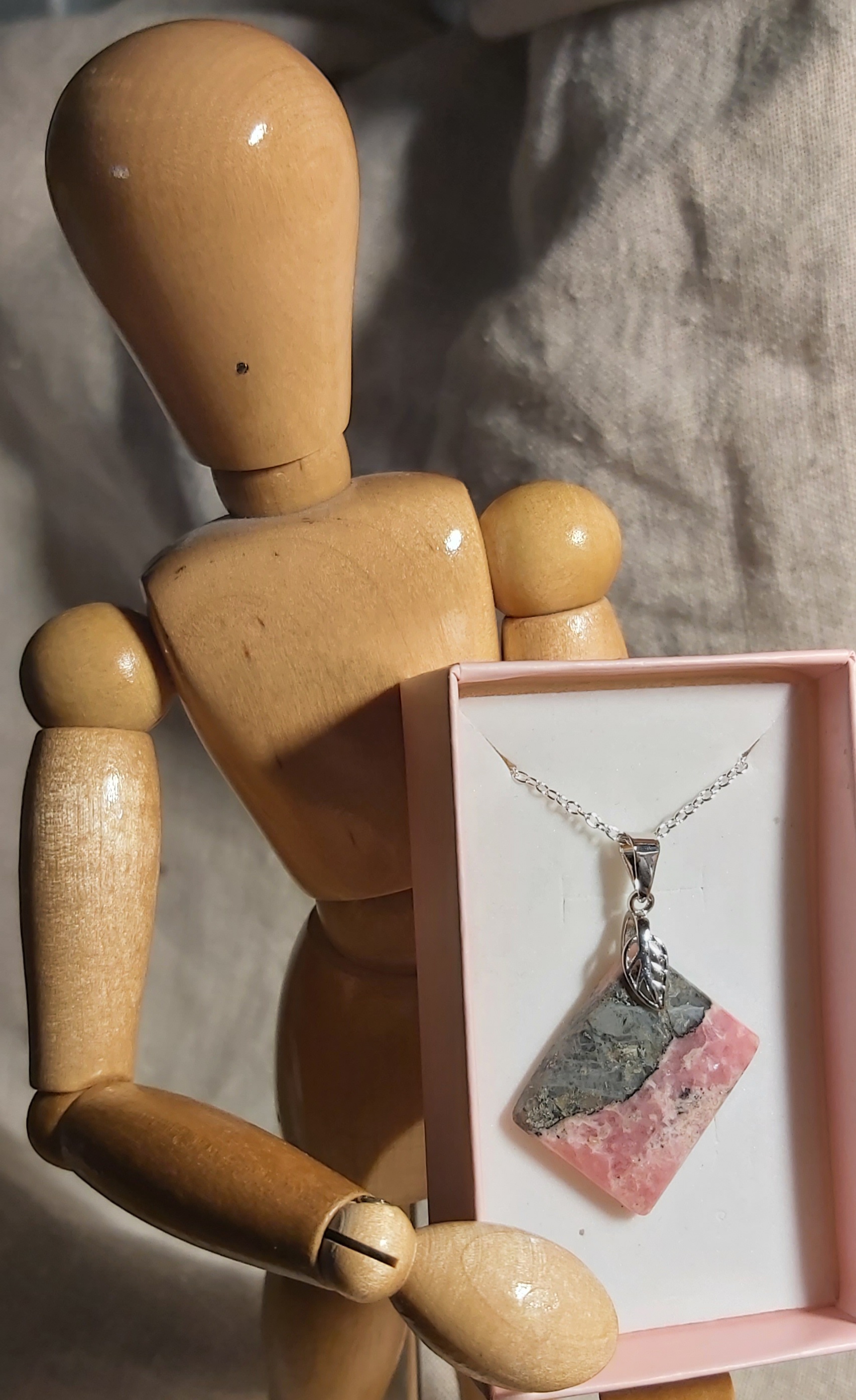 Pendentif en Rhodocrosite.