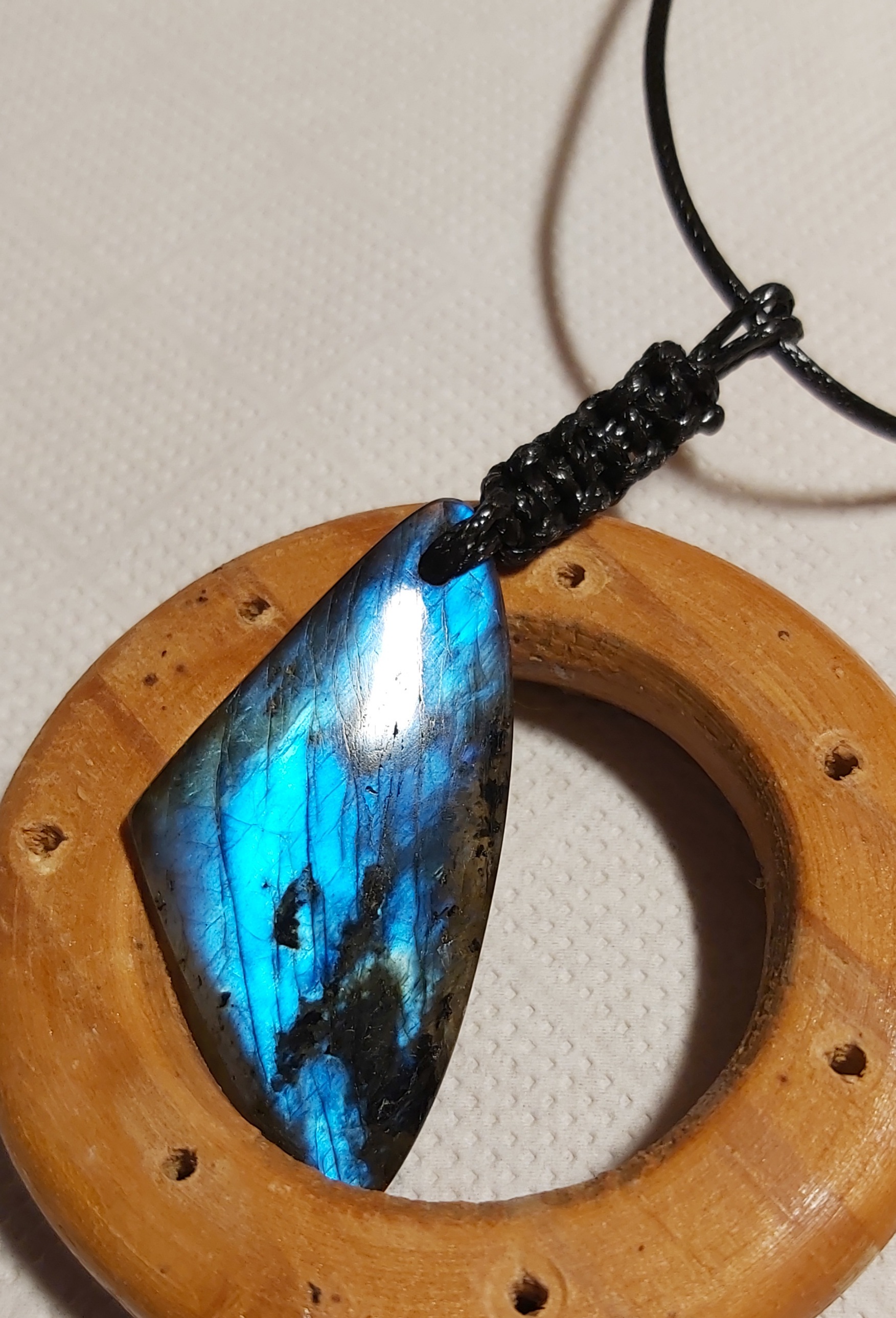 Pierre de Labradorite