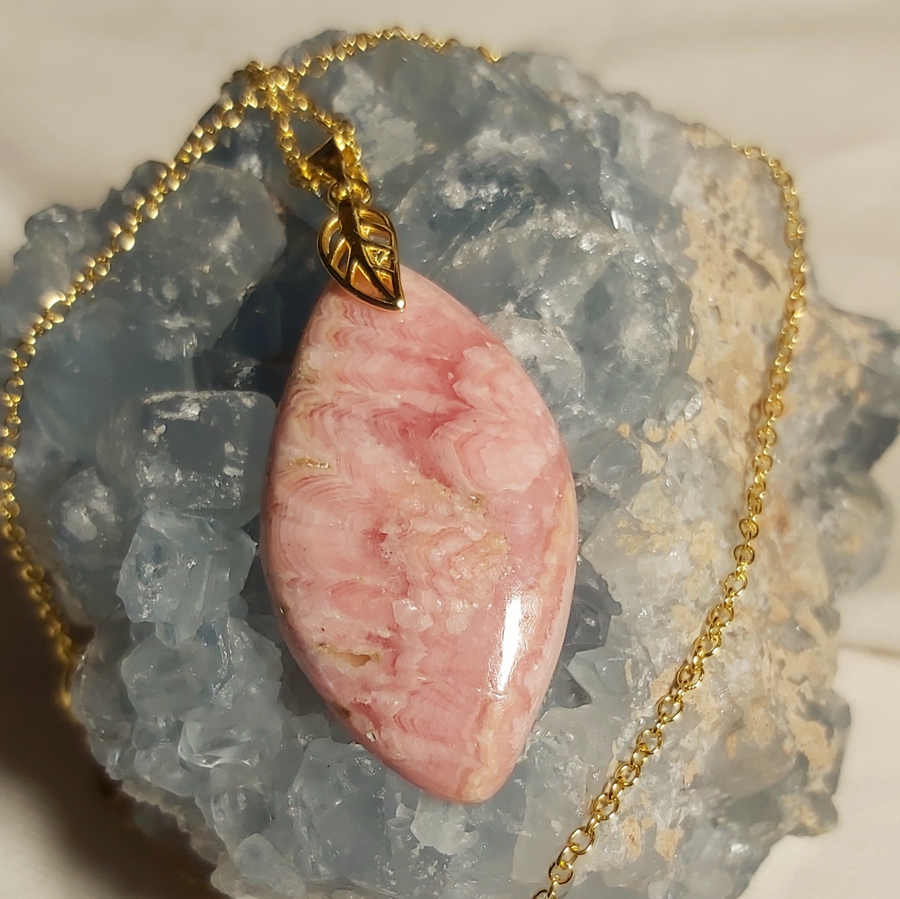 Pendentif en rhodochrosite