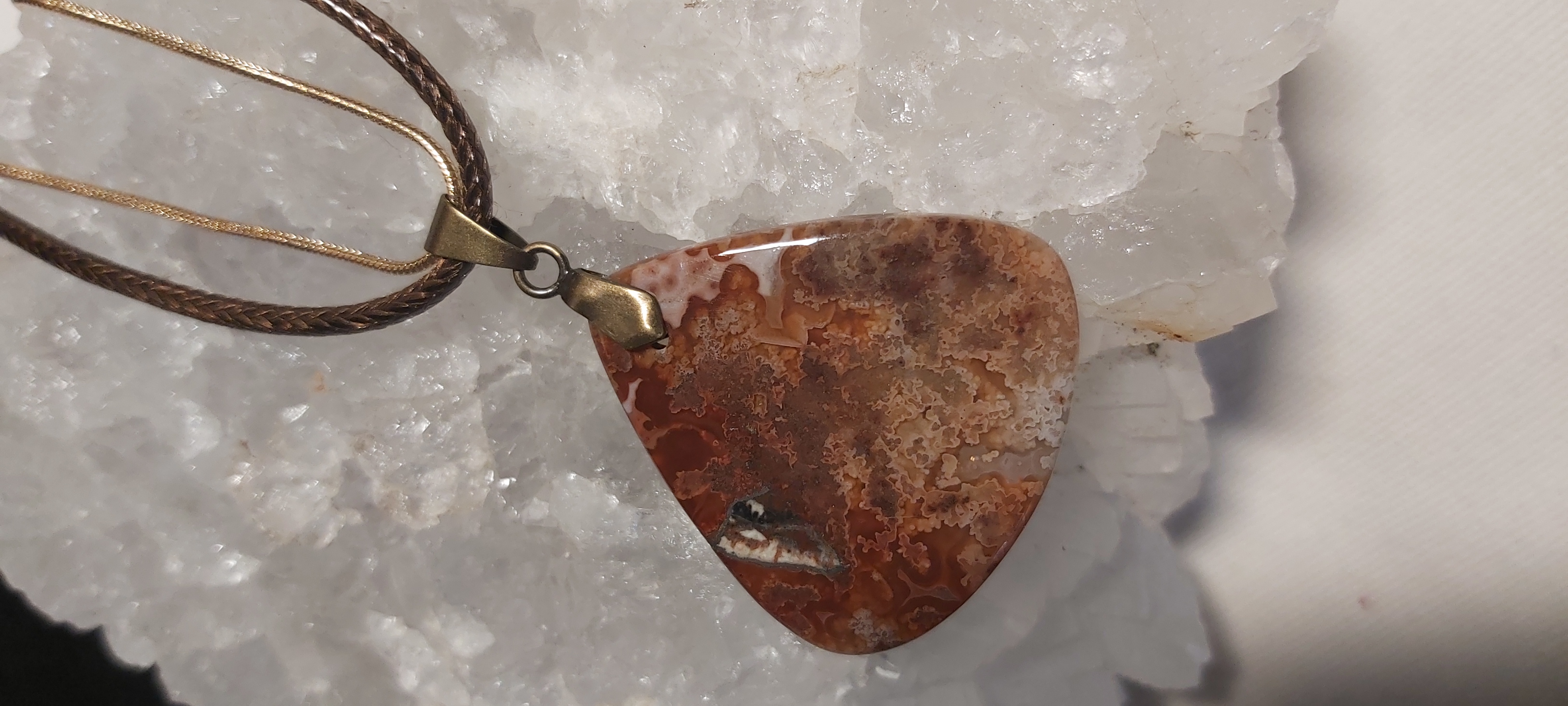 Pendentif en Agate du Botwana