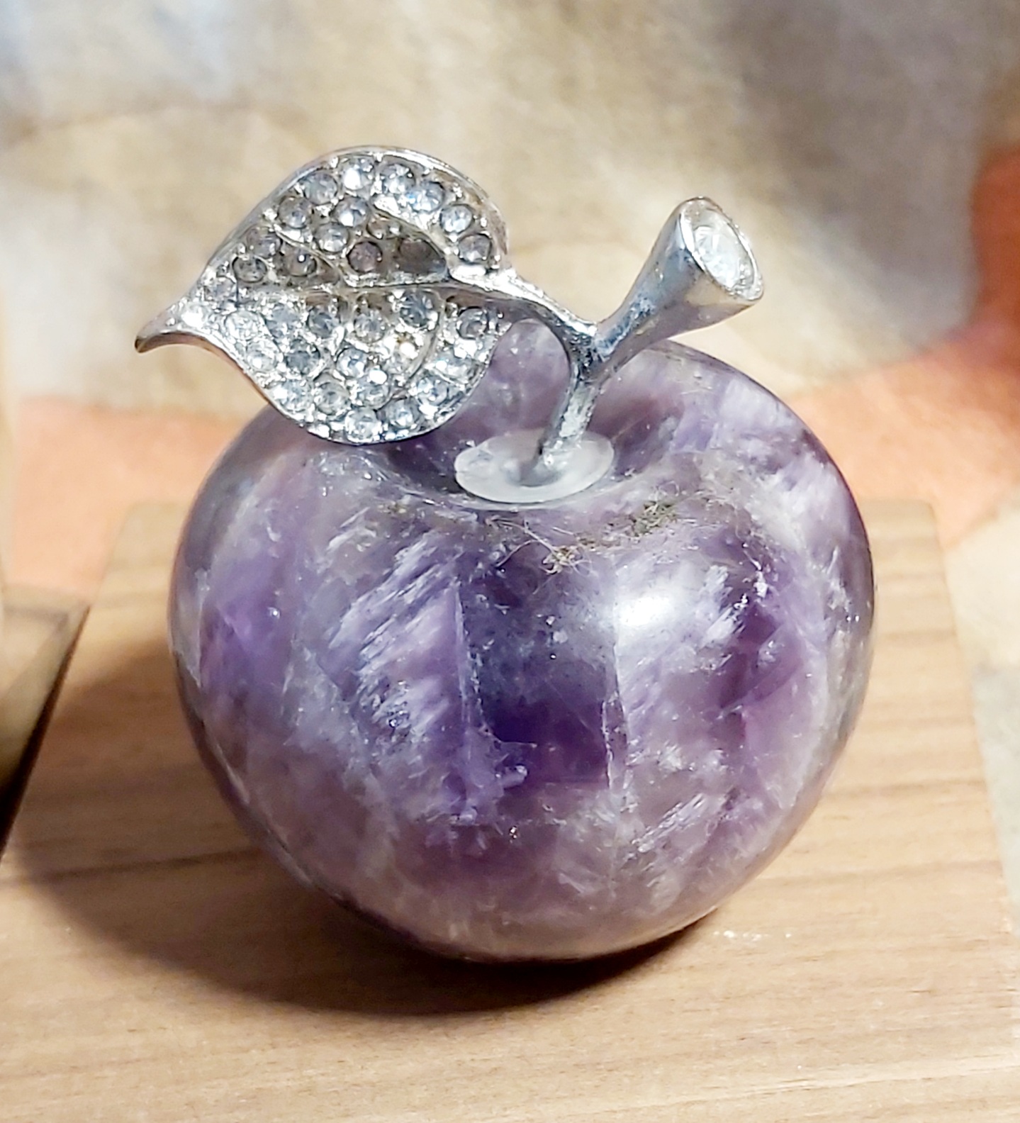 Pomme décorative en pierre naturelle :  Aventurine verte, Unakite ou Améthyste