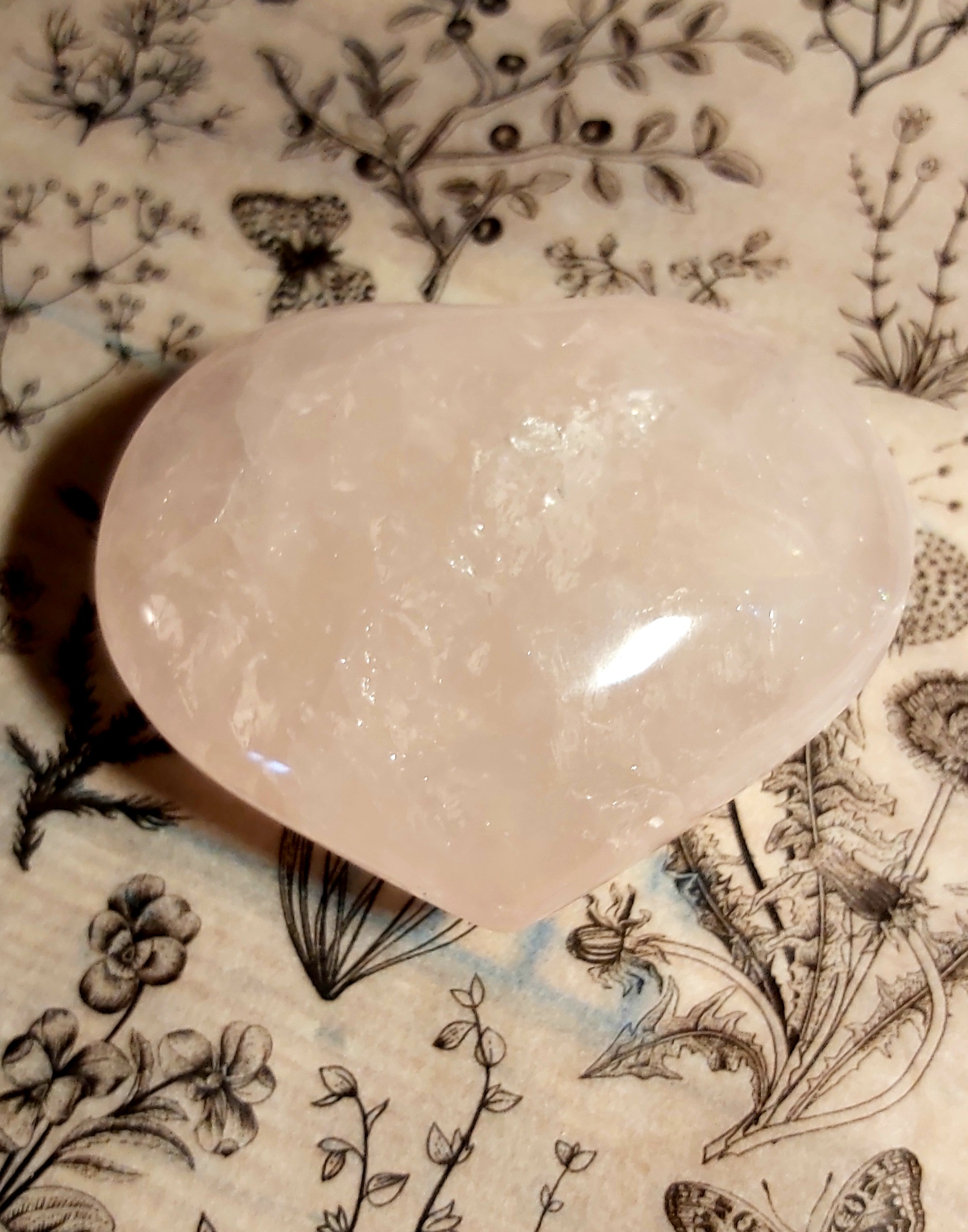 Galet Coeur quartz rose 90/80mm