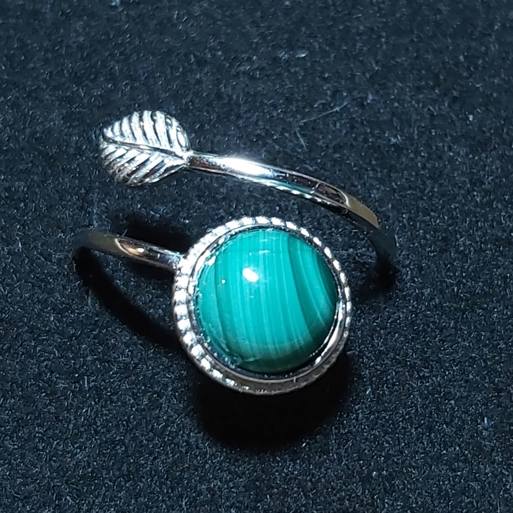 Malachite montée sur bague argent