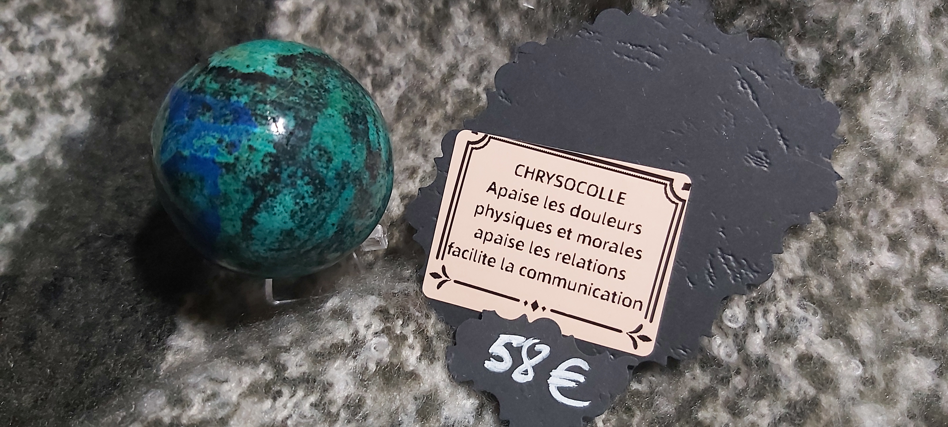 Sphère en chrysocolle
