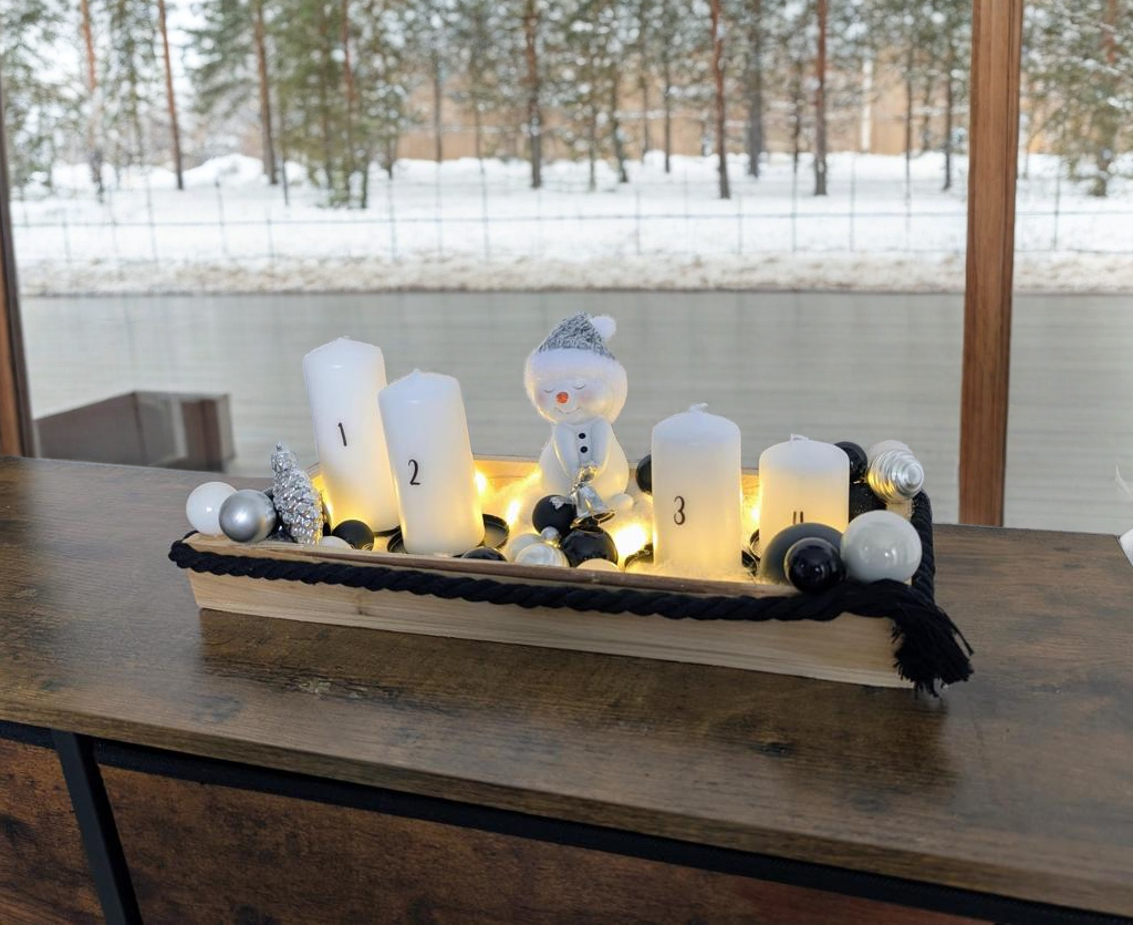 Adventsboard / Adventskranz / haltbar / wiederverwendbar / modern / schwarz / weiß / Lichterkette / Tablett / Handmade / Kerzen / beleuchtet