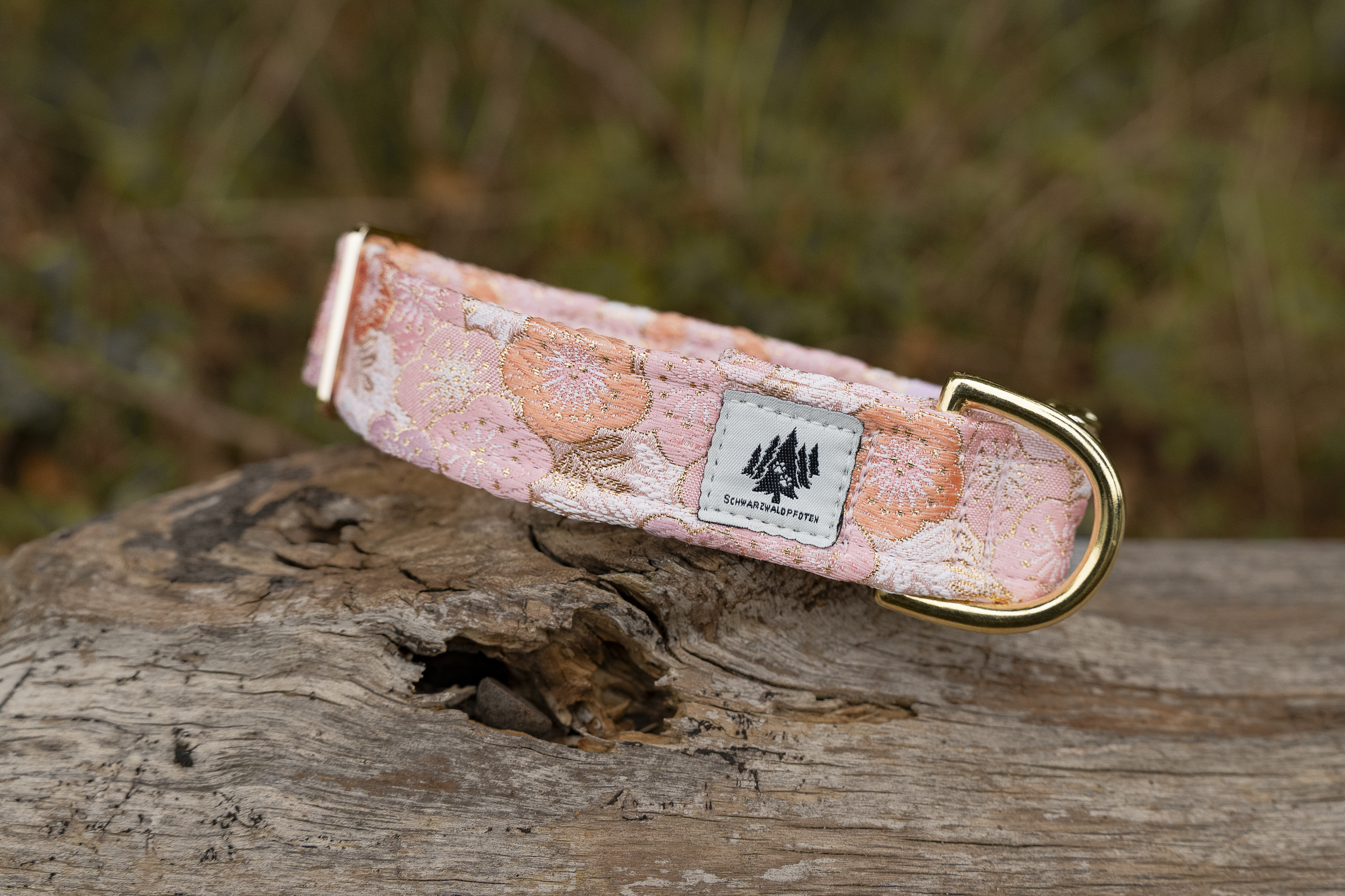 Halsband "Umeko"