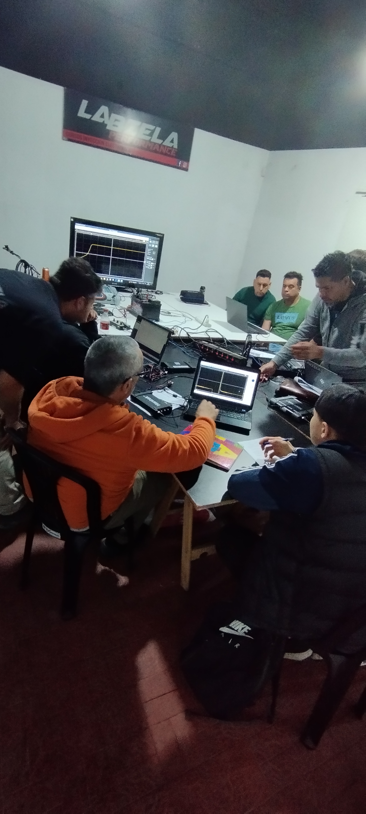 DIAGNOSTICO CON OCILOSCOPIO