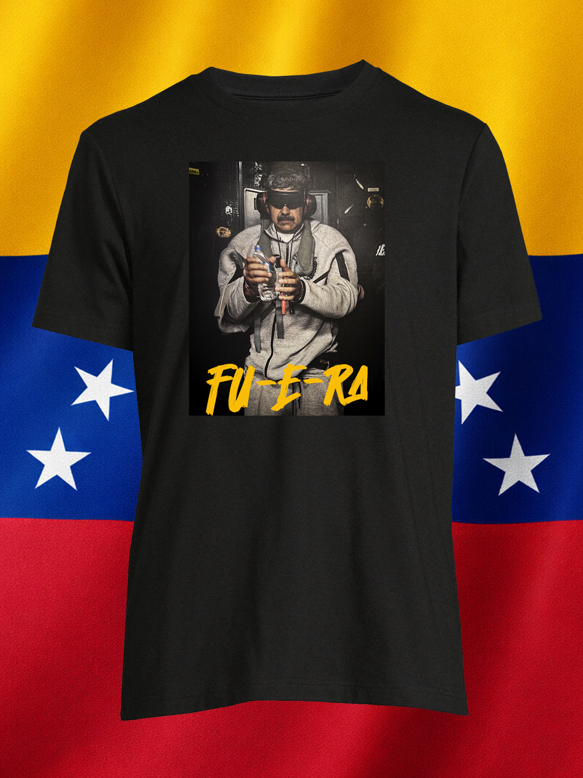 Franela negra FU-E-RA