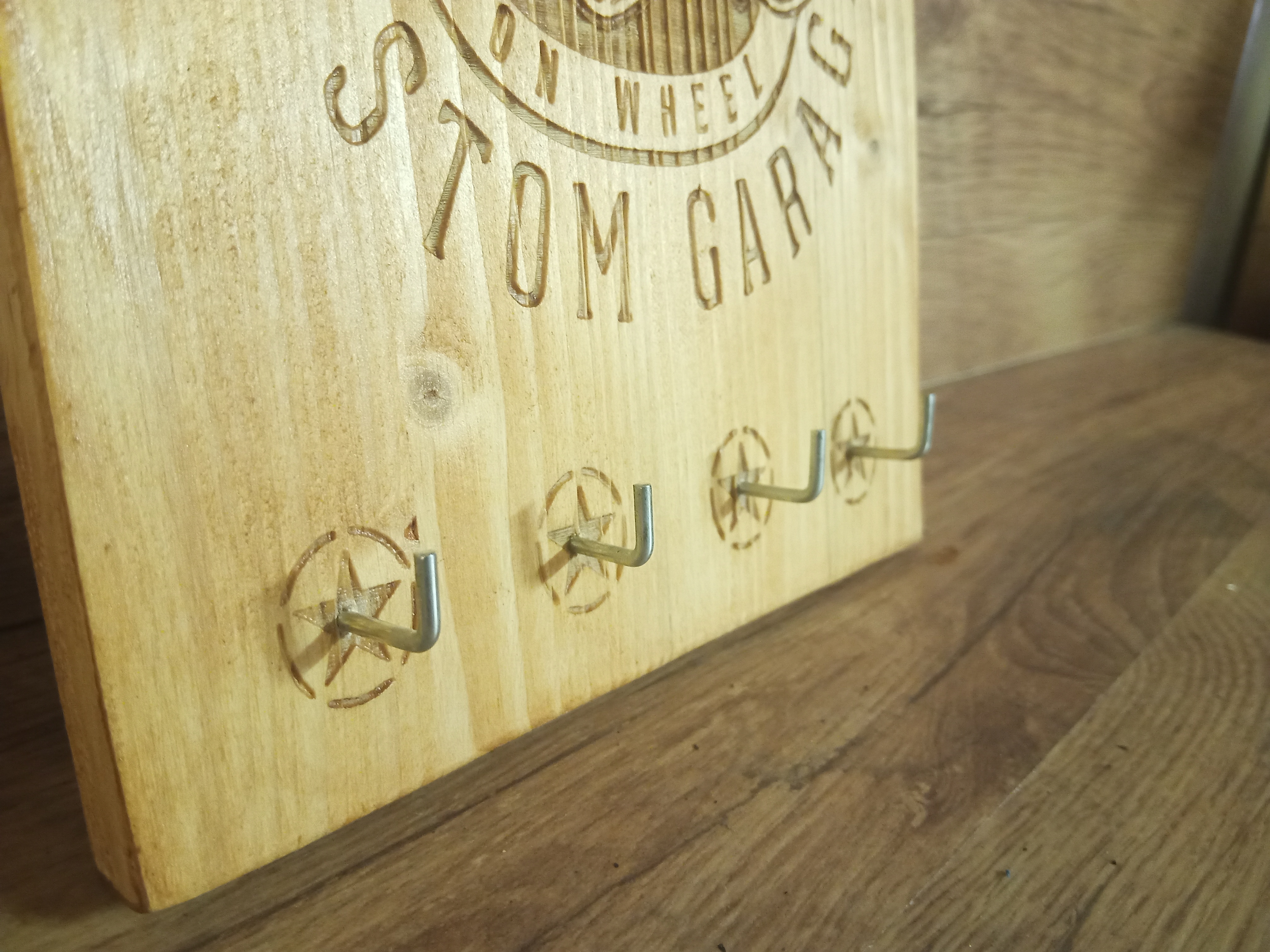 Ensemble d'art mural en bois gravé