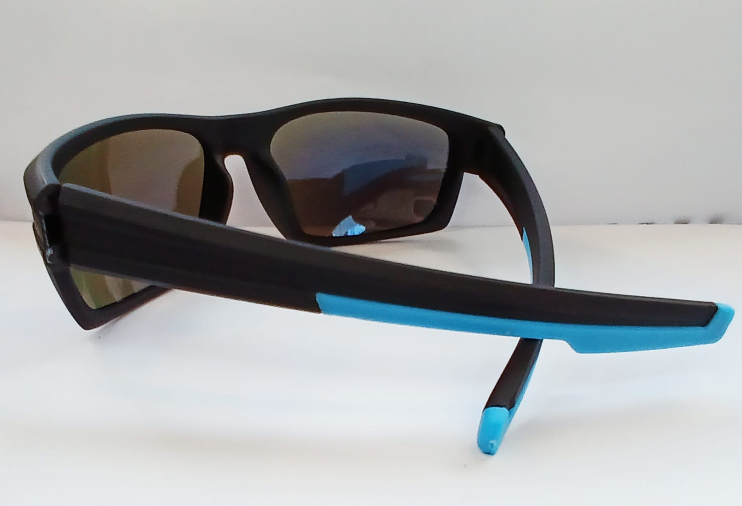 Gafas de sol deportivas