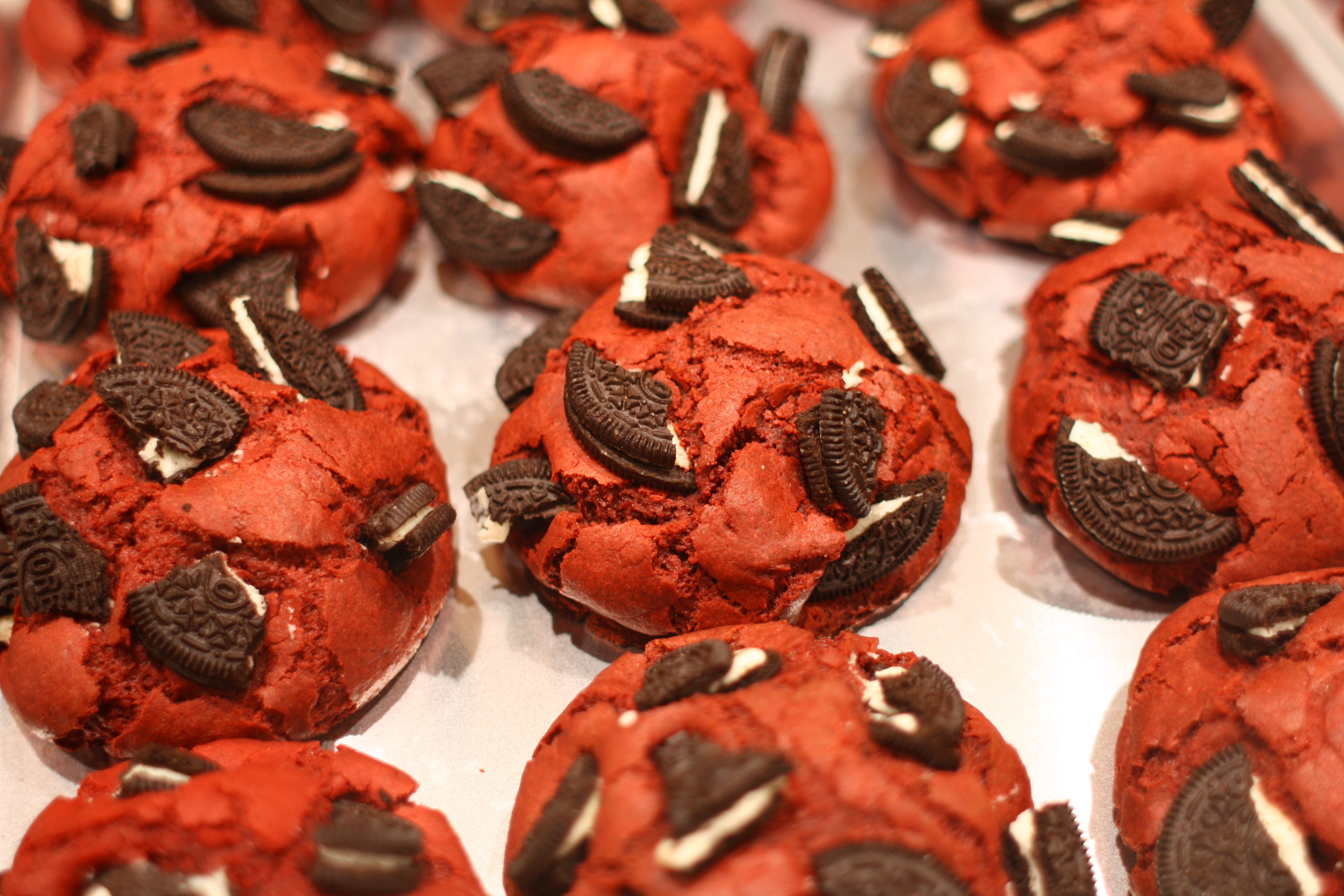 Mega Mooshie Red Velvet Oreo