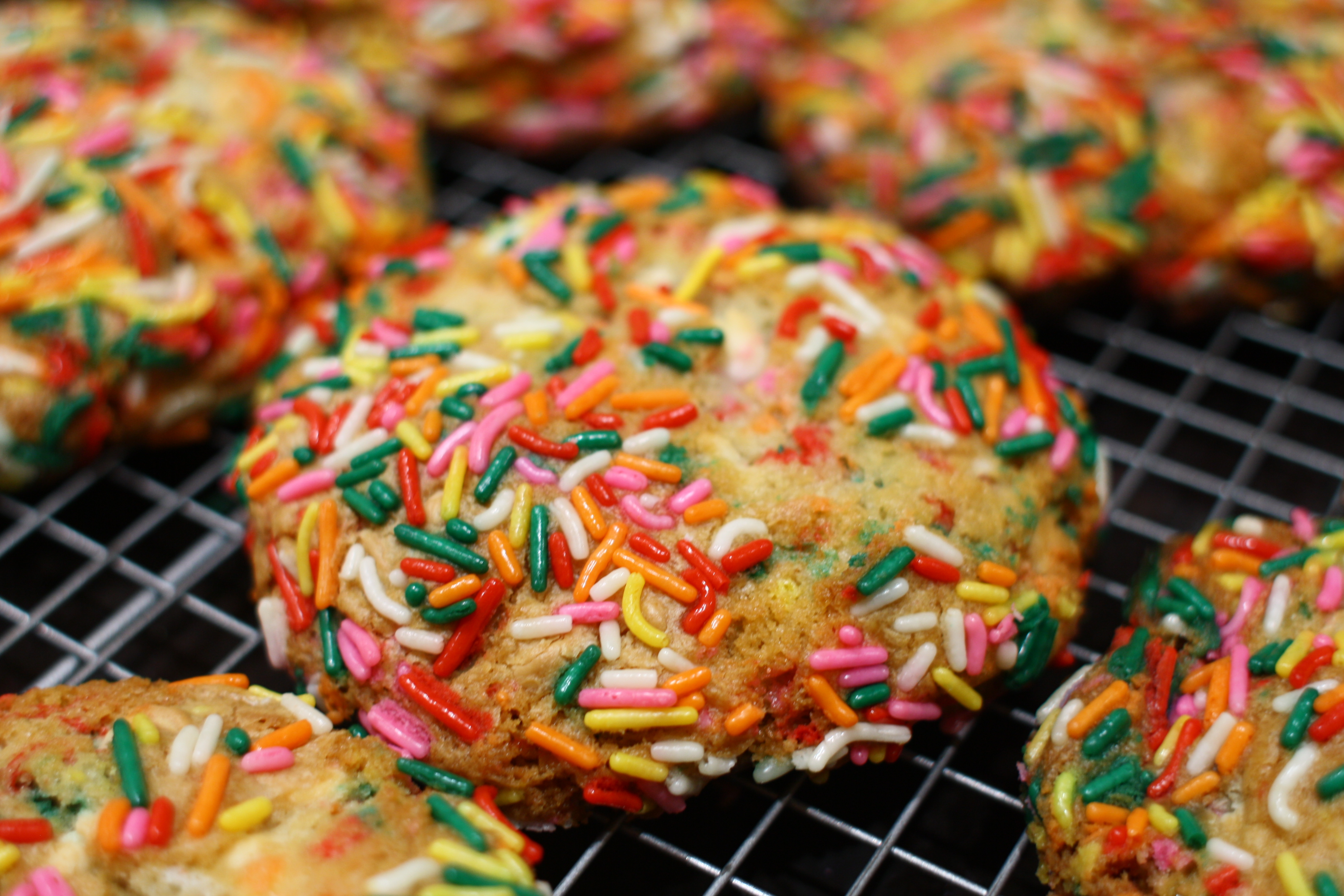 Mega Mooshie Funfetti