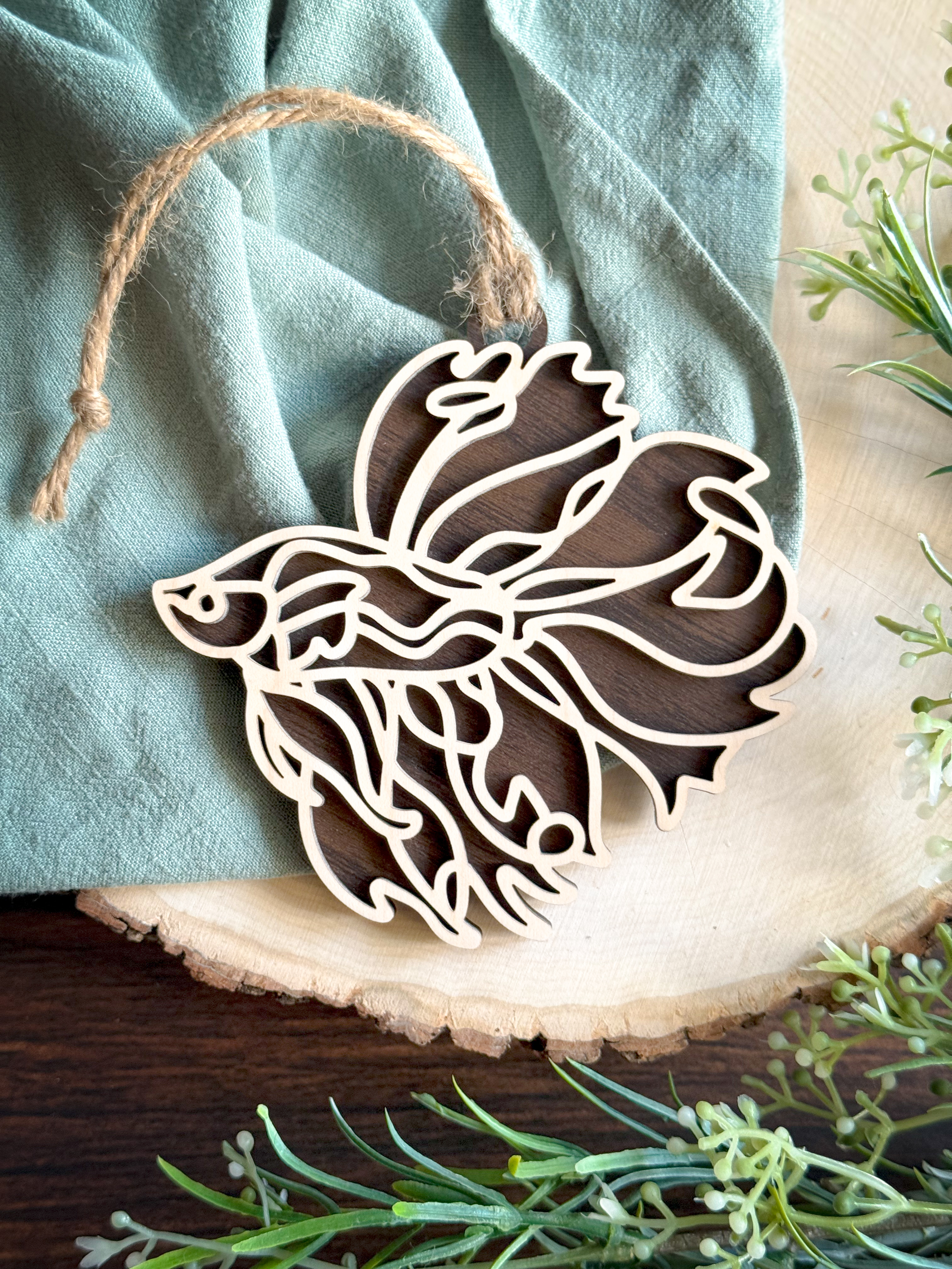 Laser-Cut Small Animal Pet Ornaments    A-Goldfish