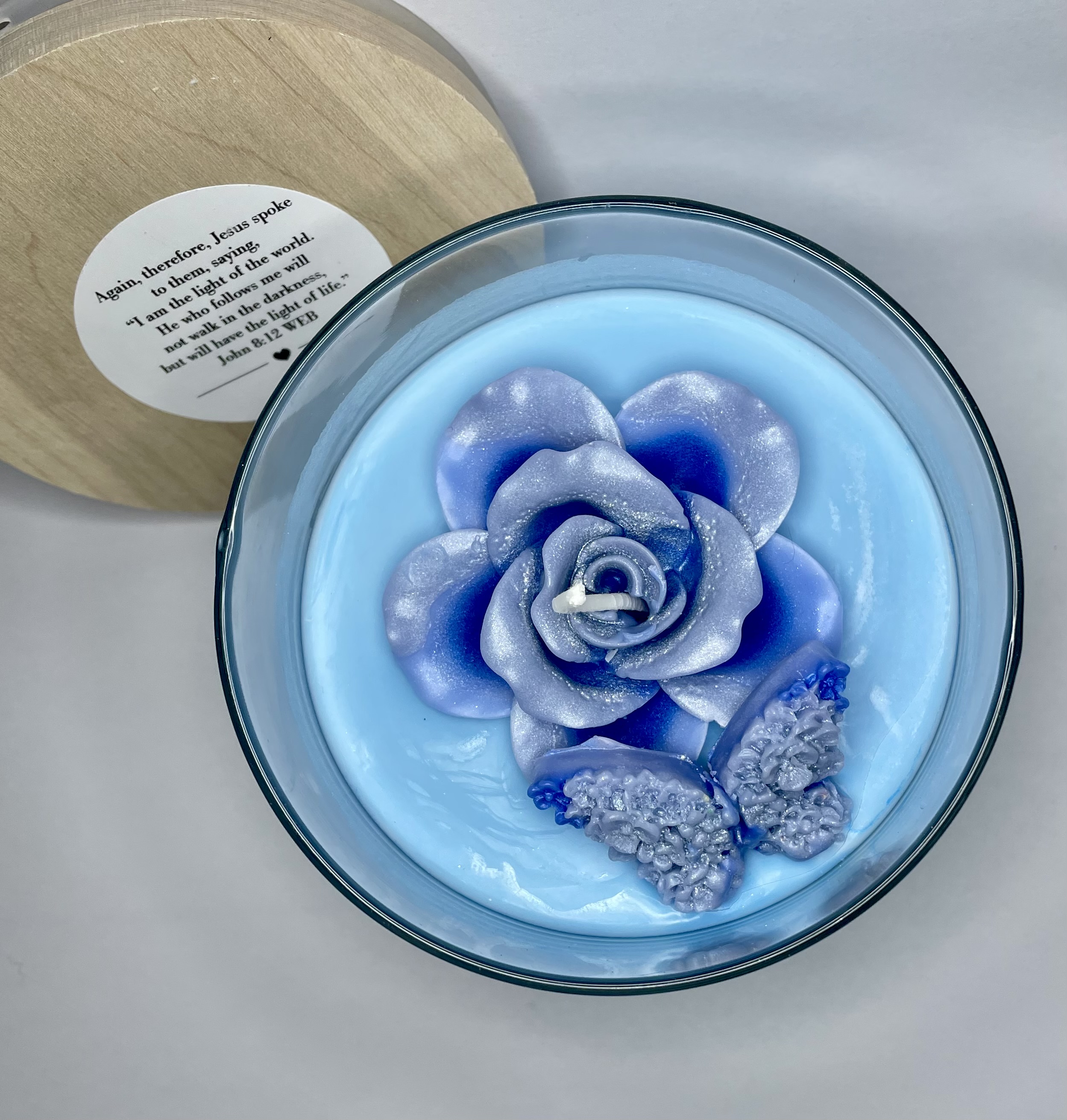 Blue Gardenia Scented Candle - Scripture John 8:12