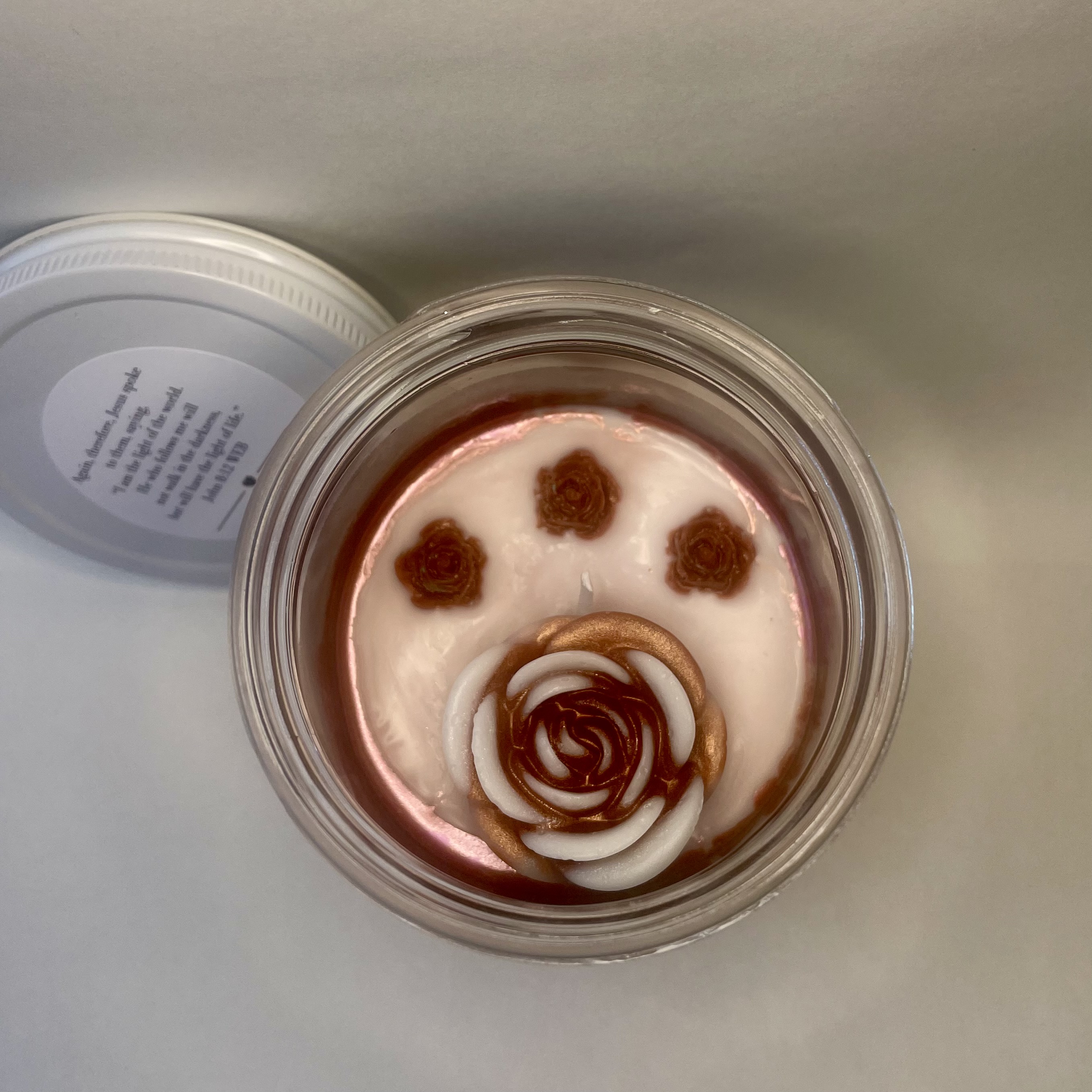 Brown & White Cinnamon Scented Candle John 8:12