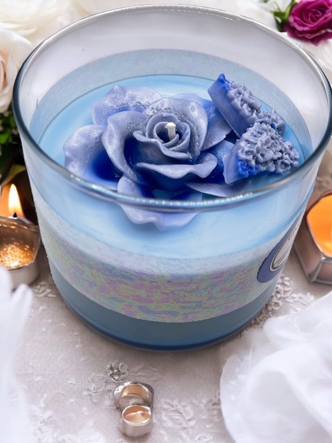 Blue Gardenia Scented Candle - Scripture John 8:12