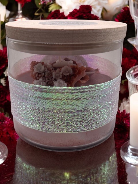 Brown & White Cinnamon Scented Candle John 8:12