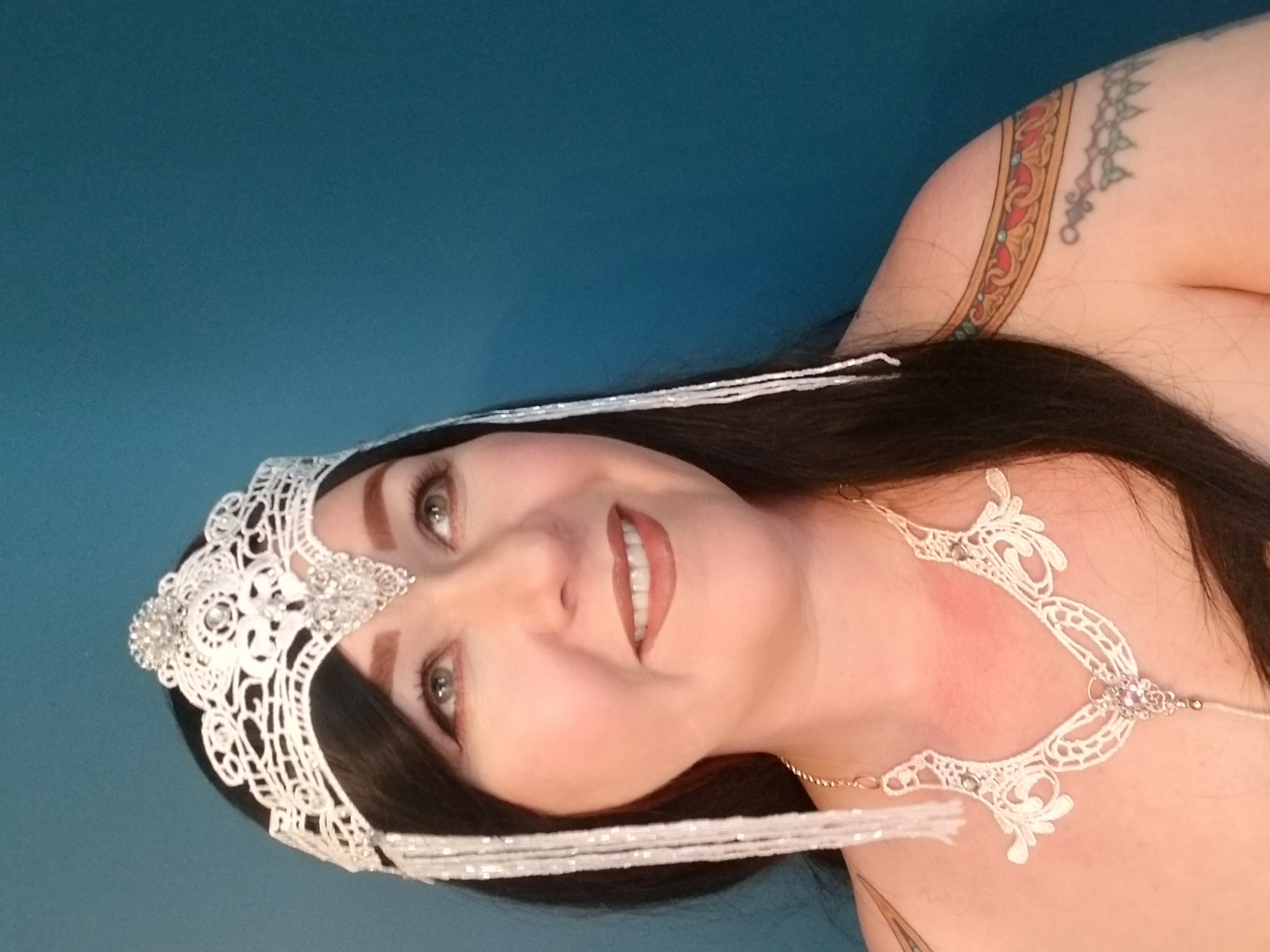 Delicate fae necklace and tiara set