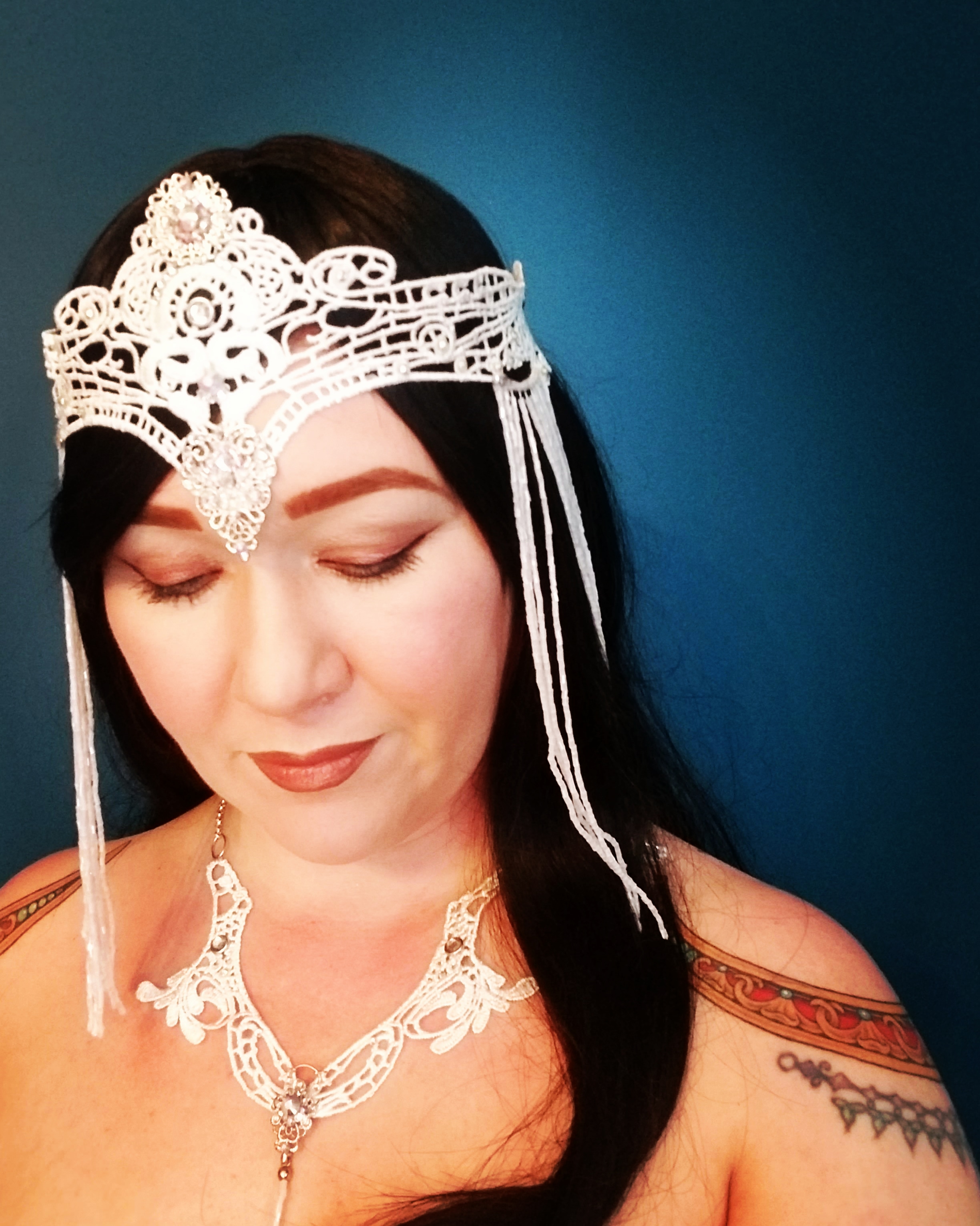 Delicate fae necklace and tiara set