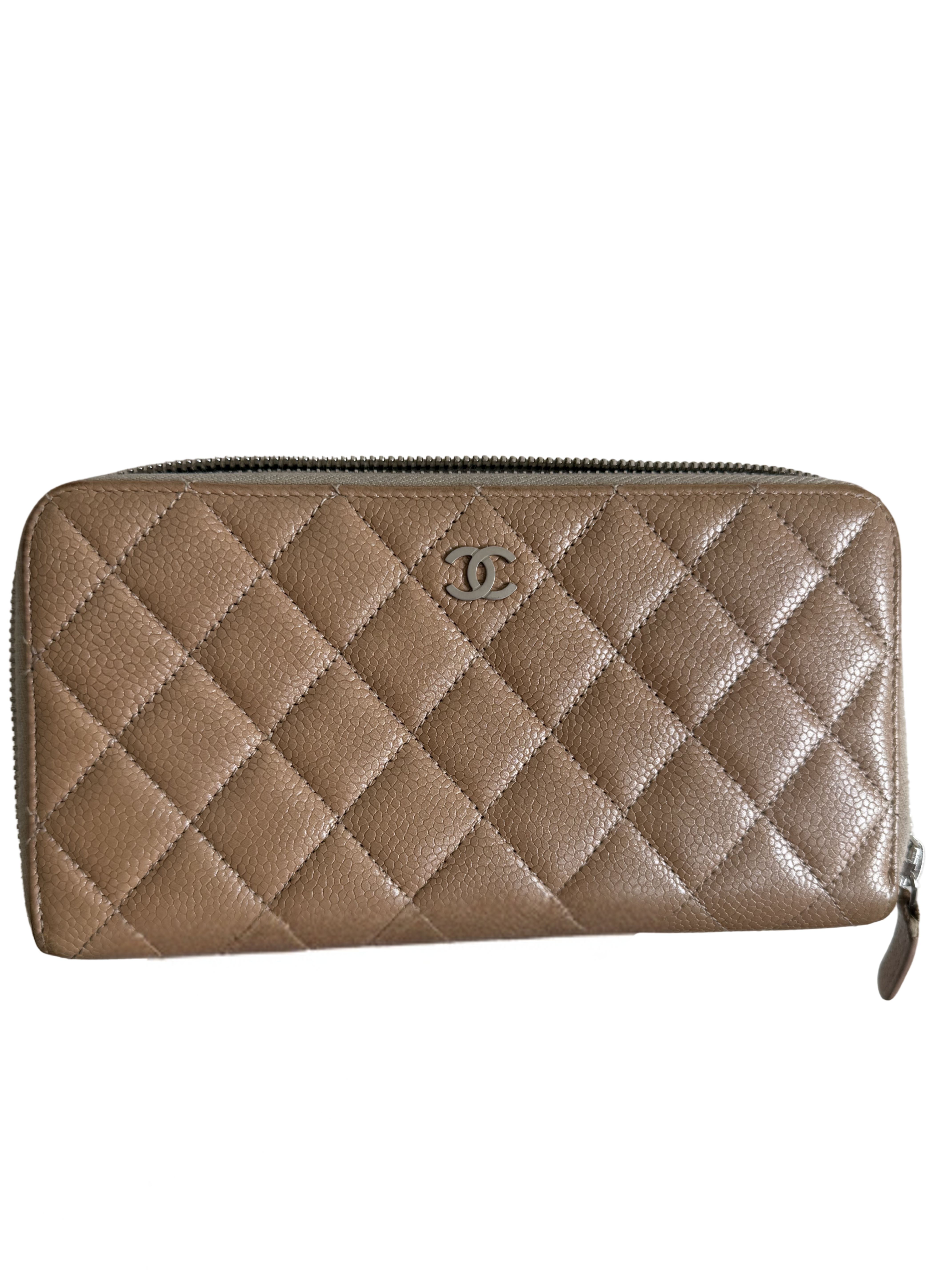 CHANEL - PORTEFEUILLE TIMELESS