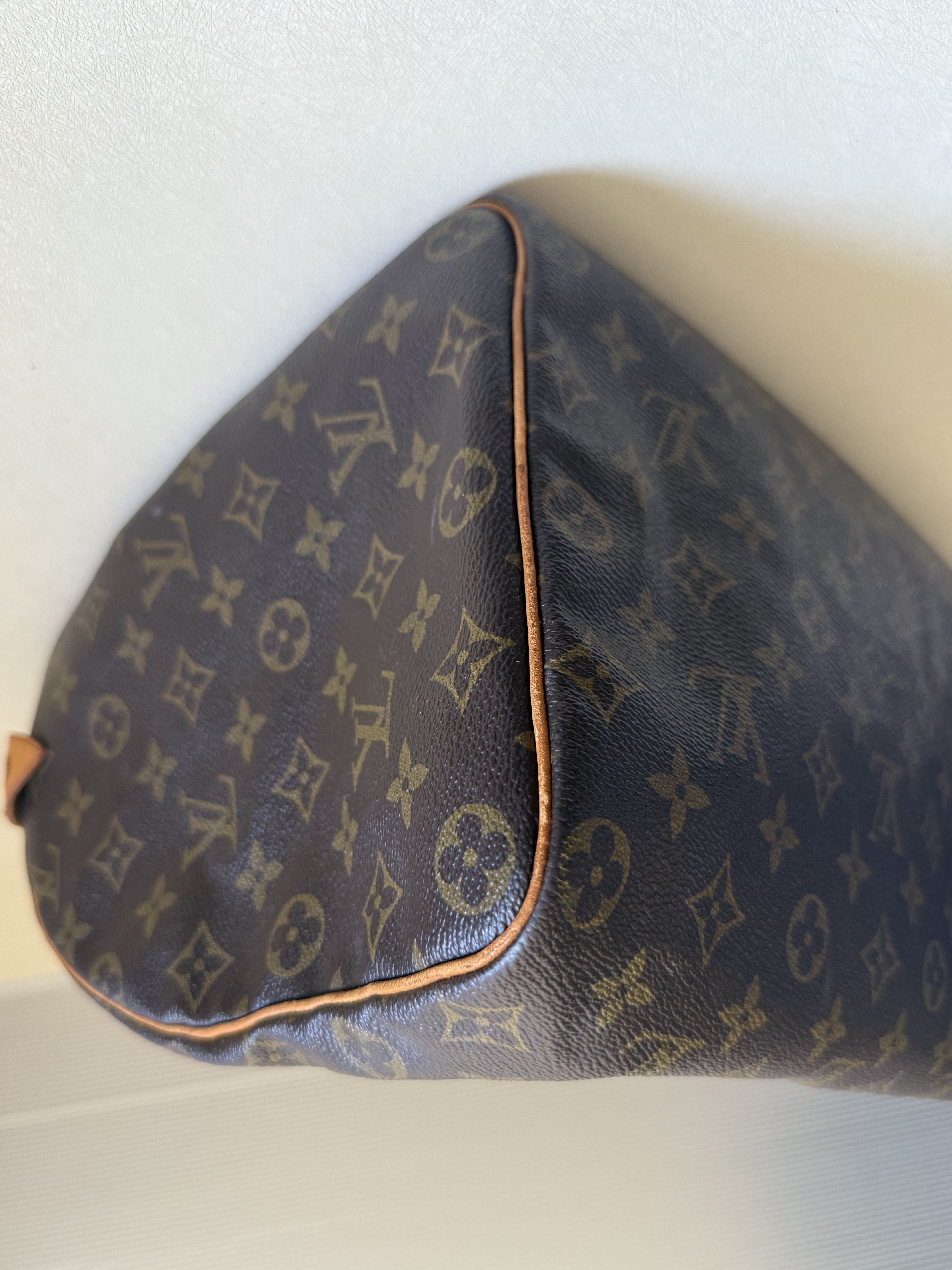 LOUIS VUITTON - SPEEDY 40