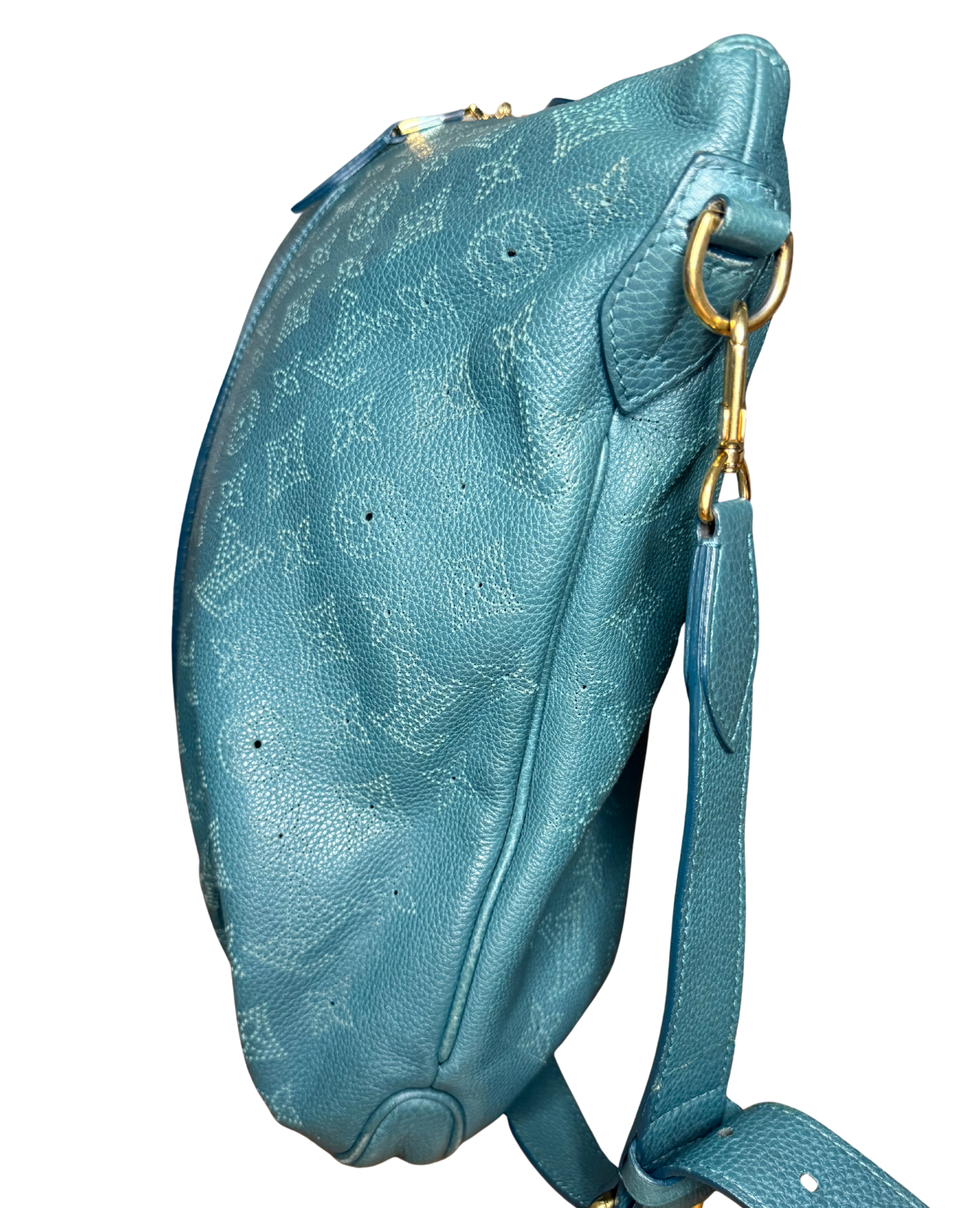 LOUIS VUITTON - SAC A BANDOULIERE SOLENE EN CUIR MAHINA