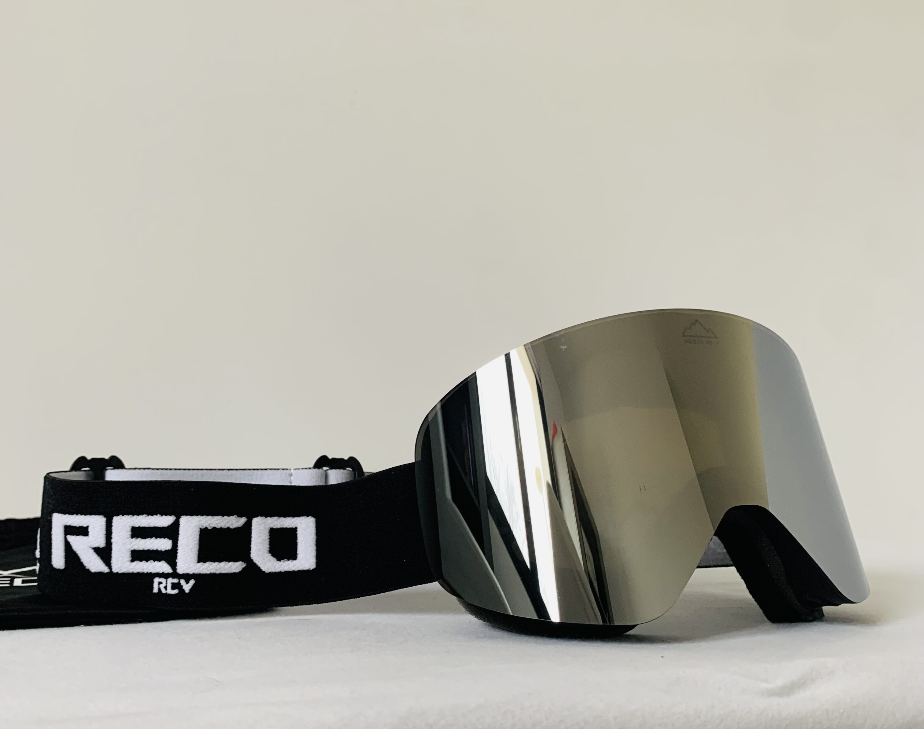 NÉO PRO MAGNÉTIQUE Miroir VIP