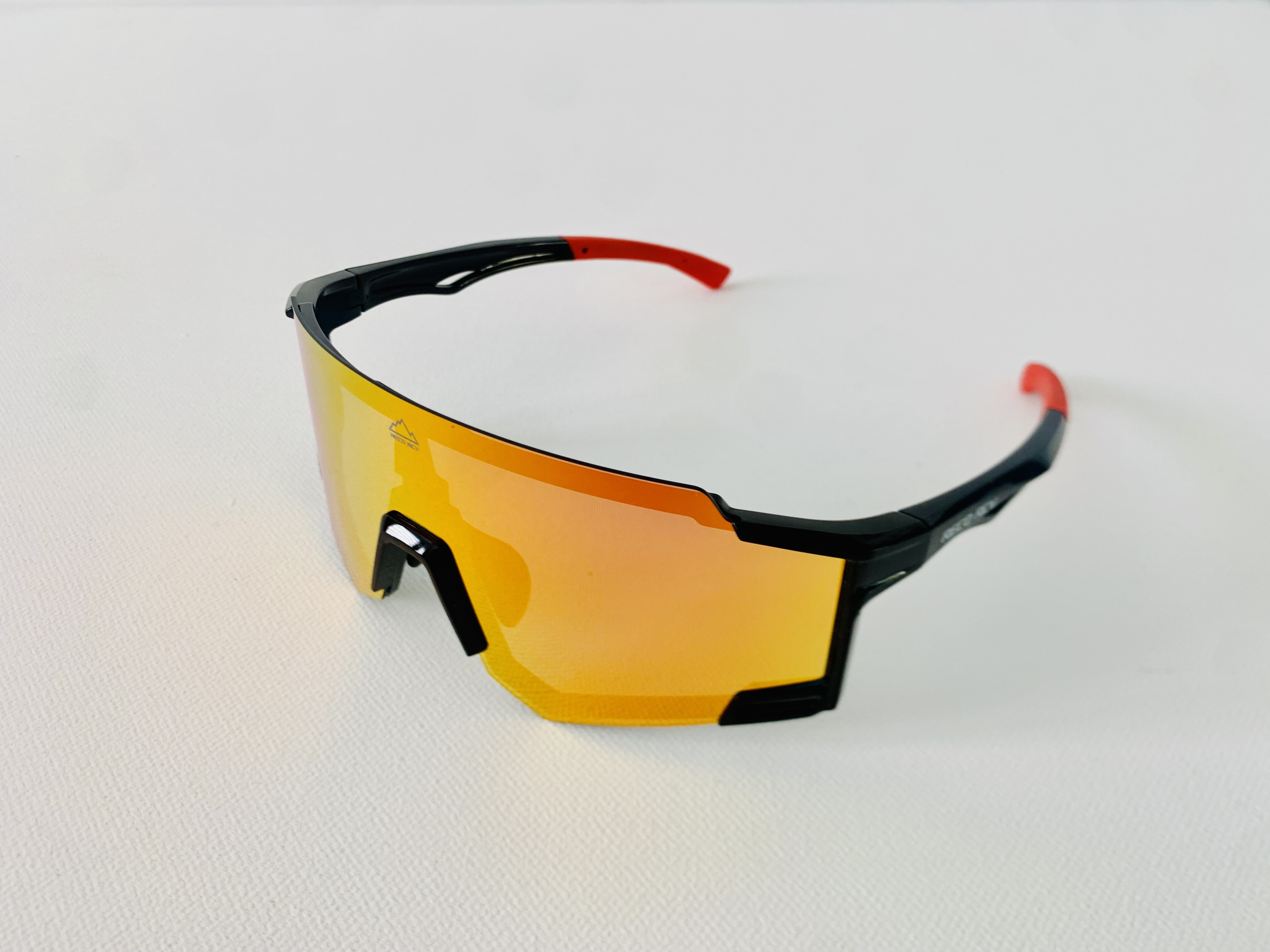 AEROTRACK Rouge Noir