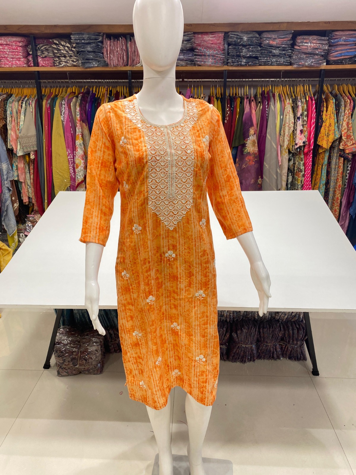 Elegant Rayon Print Kurti with White Thread Work