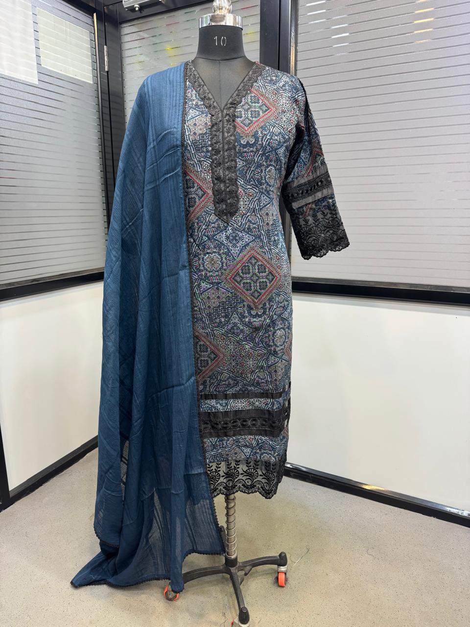 Pakistani Style 3-Piece Viscose Rayon Printed Suit with Sleeve & Daman Lace Work