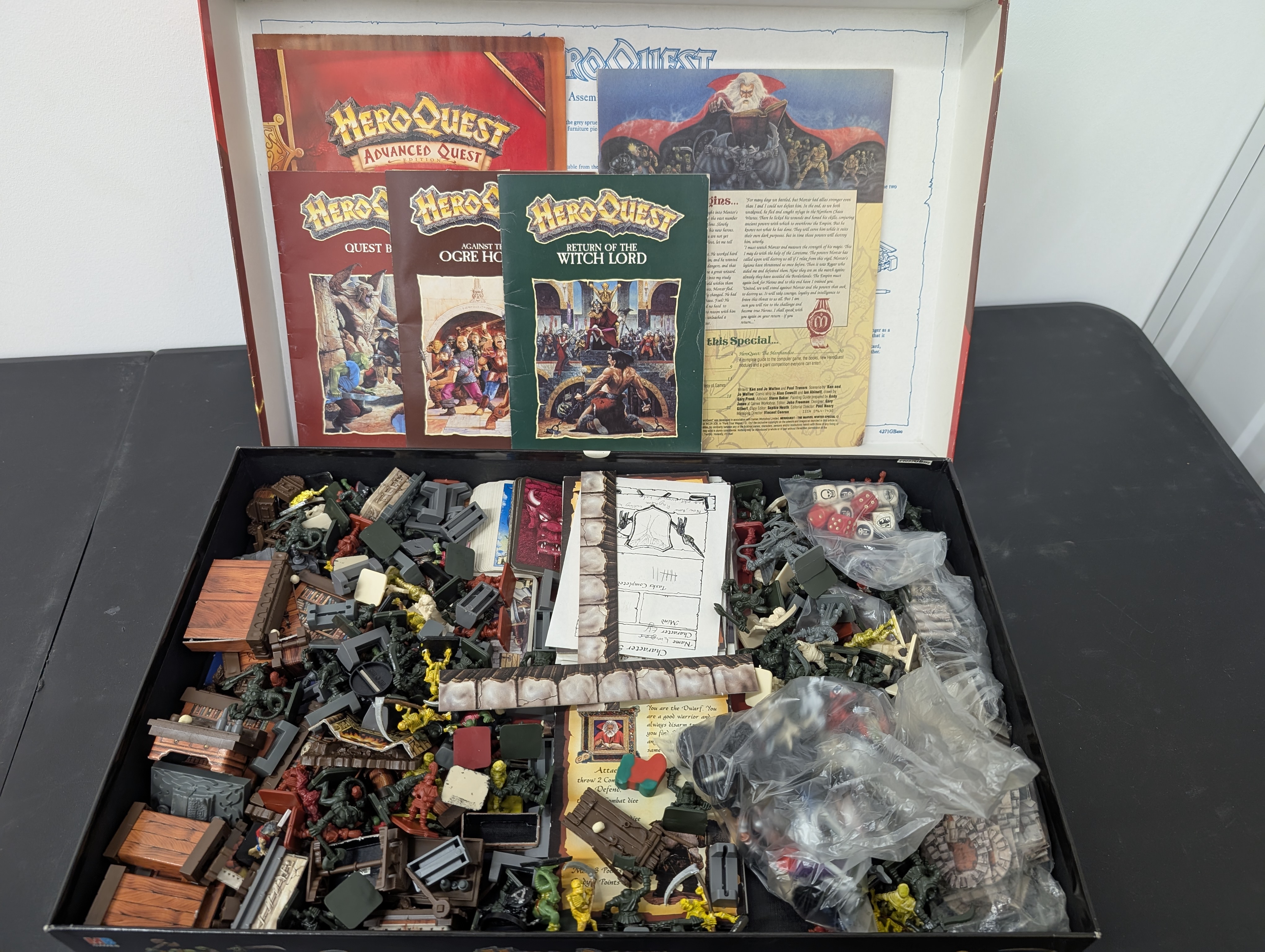 HeroQuest Board Game Set
