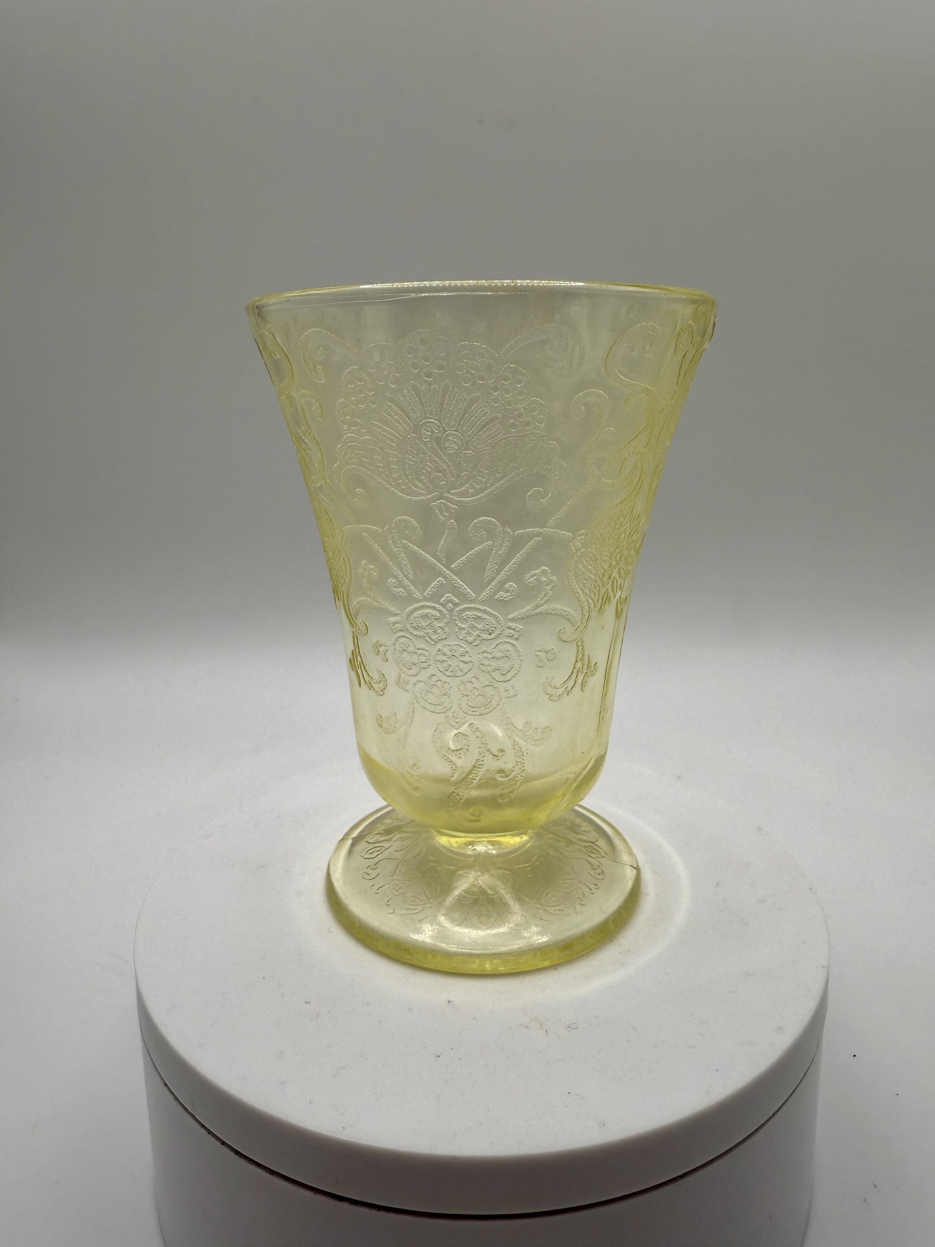Vintage Florentine 2 Yellow Depressiion Juice Glass 
