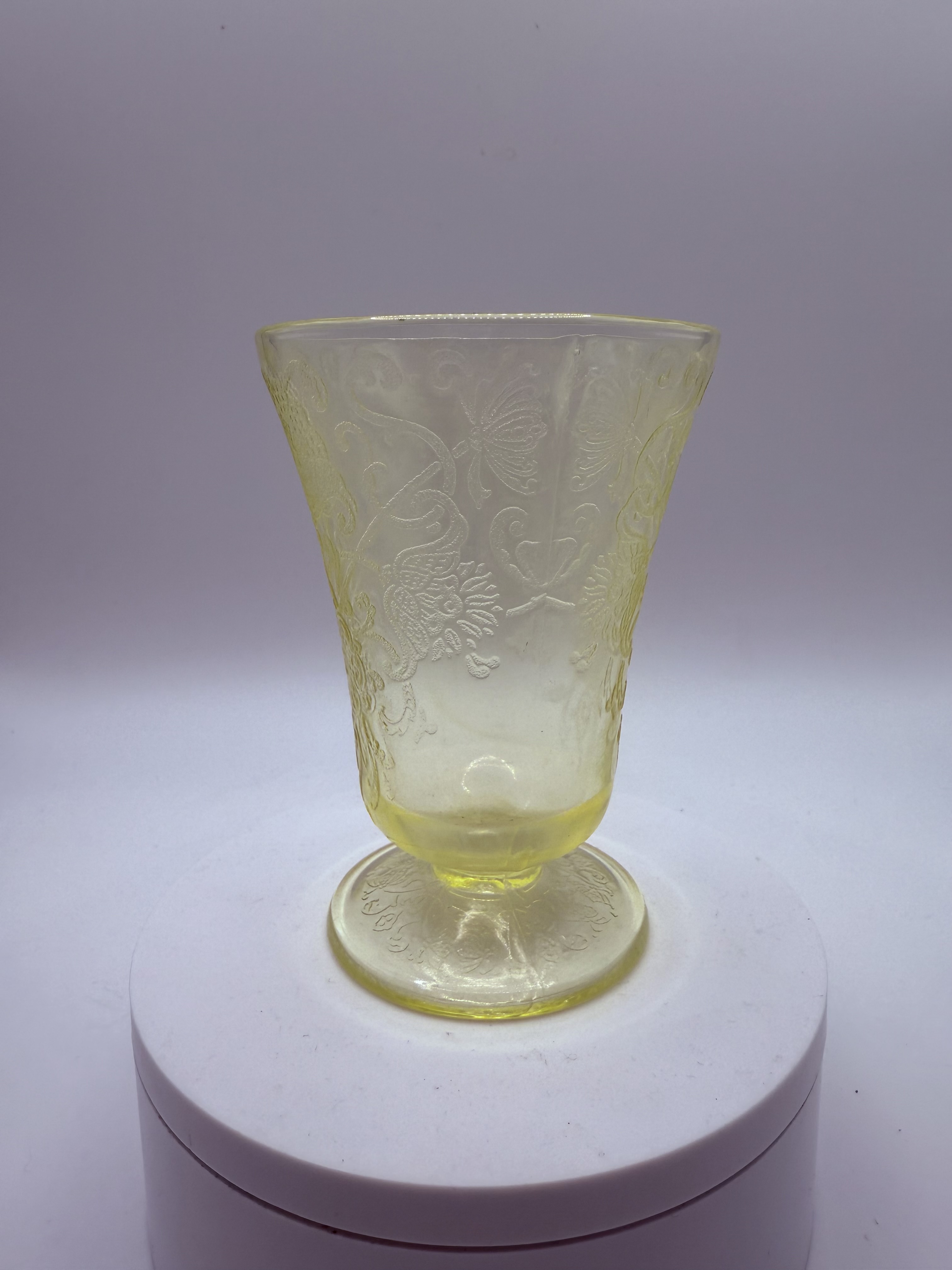 Vintage Florentine 2 Yellow Depressiion Juice Glass 