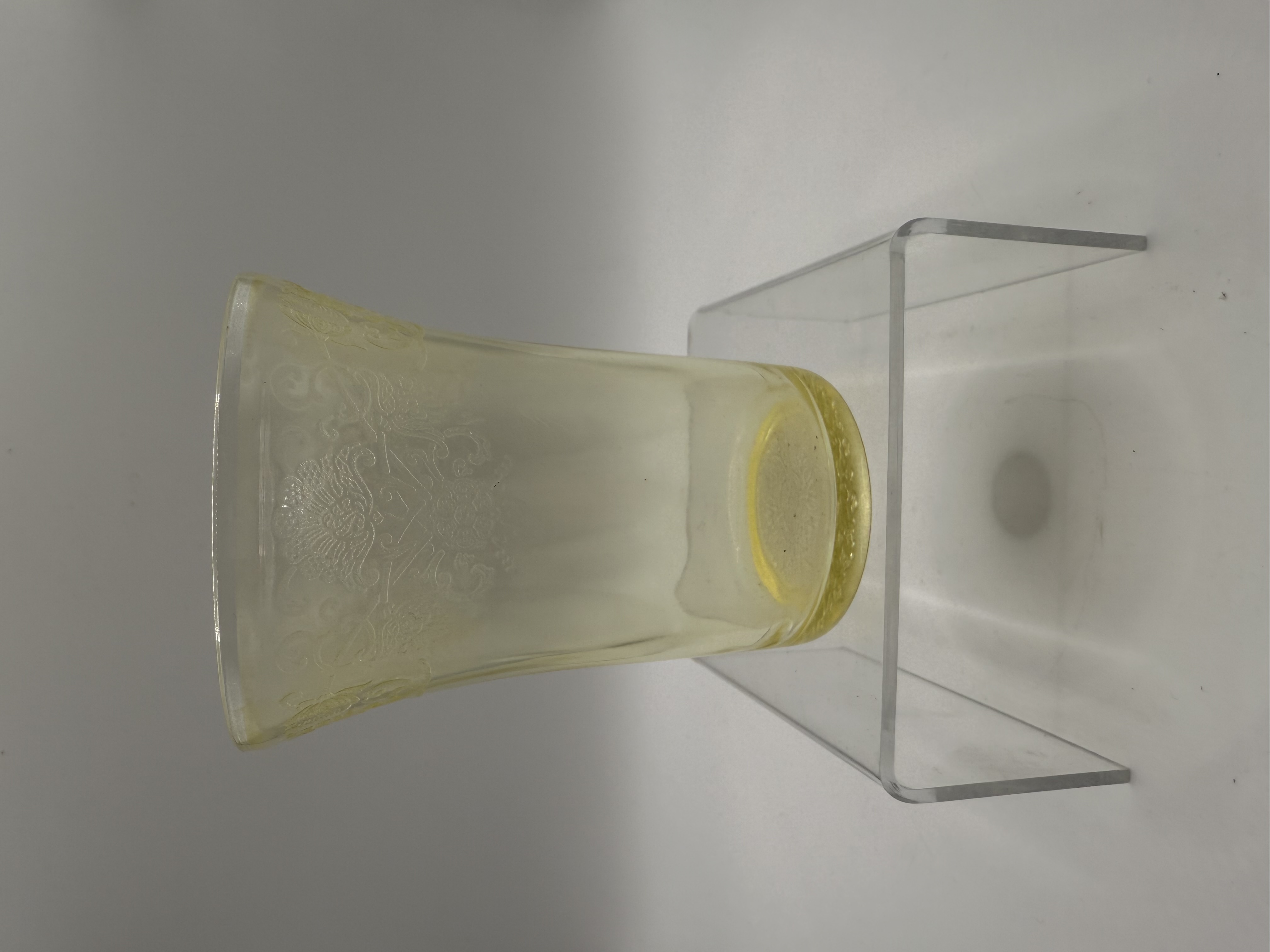 Florentine 2 yellow Depressioin Juice Glass