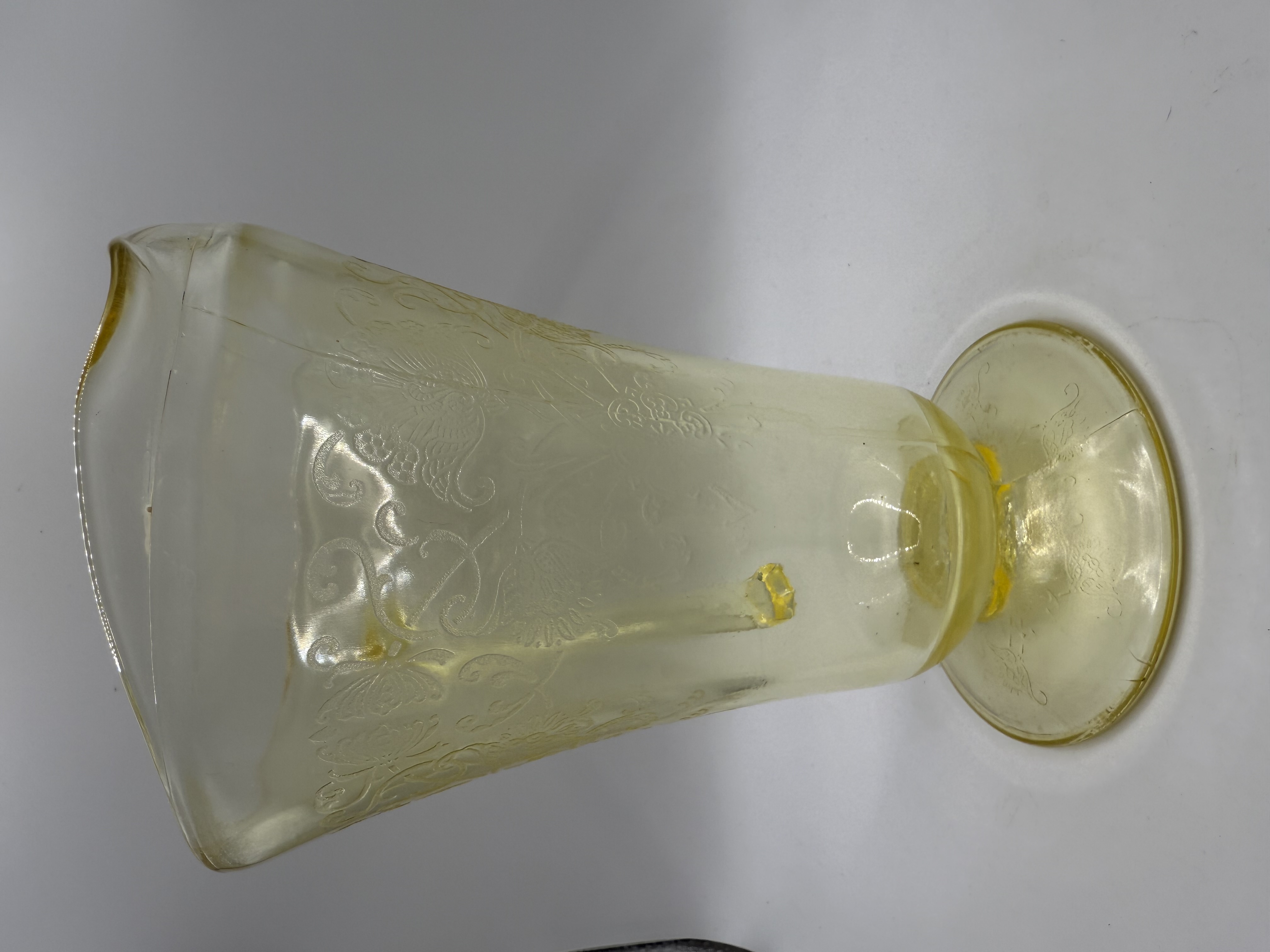 Florentine 2 Yellow Depression Glass Pitcher by Hazel Atlas 28 oz