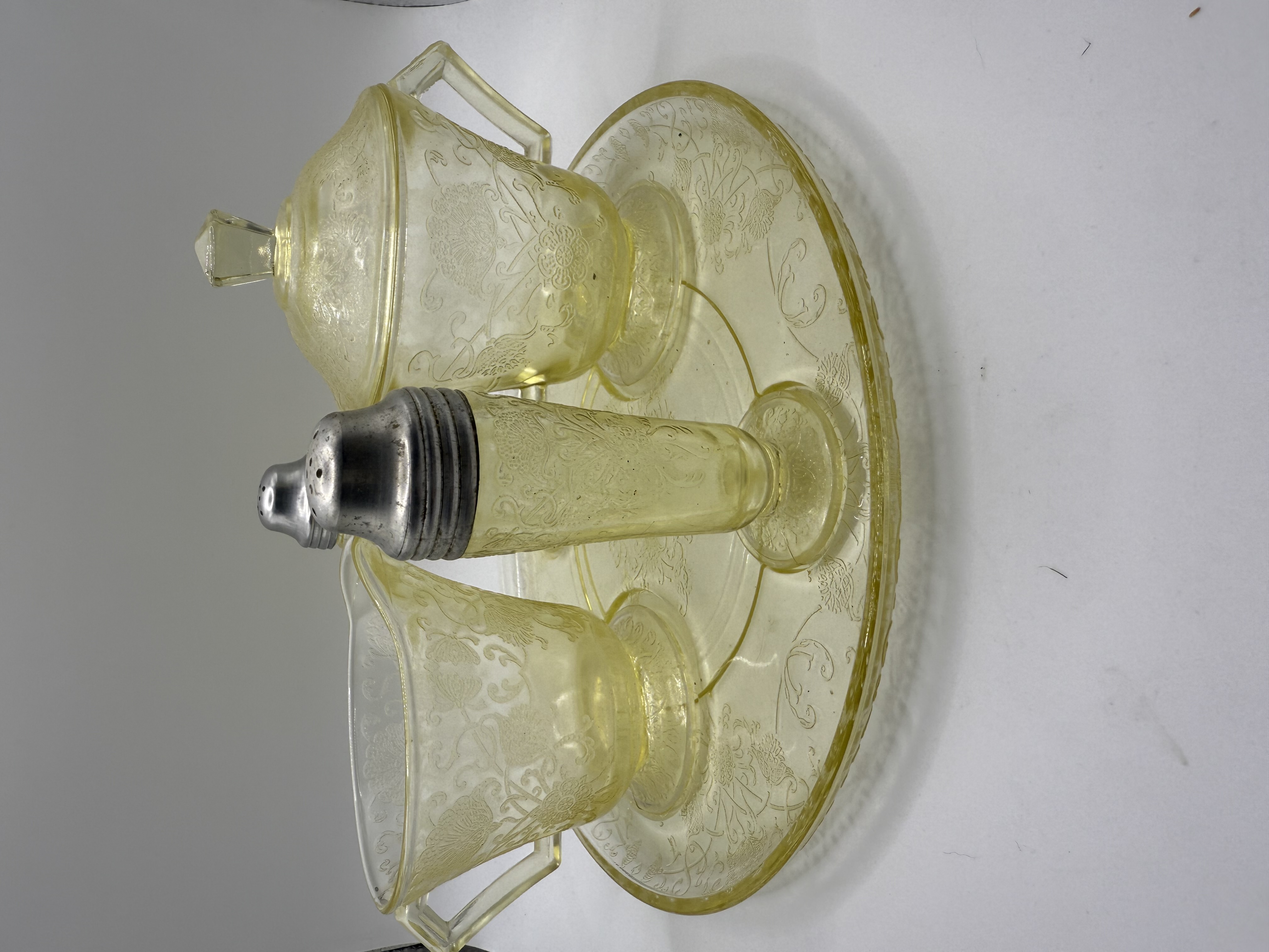 Florentine 2 Yellow Condiment Set on a Platter, Cream, Sugar, Salt and Pepper Shakers